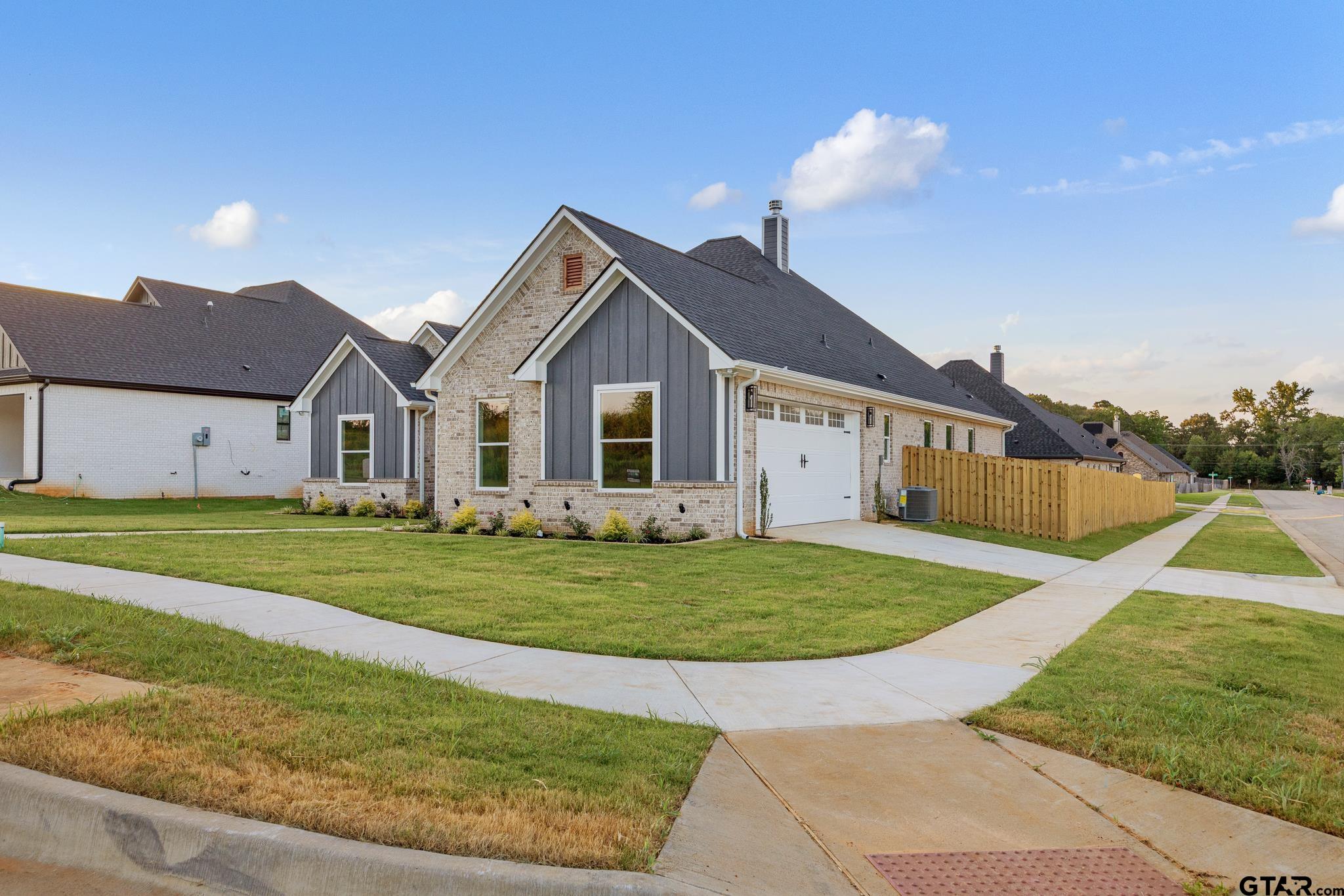 1216 Golden Eagle Way