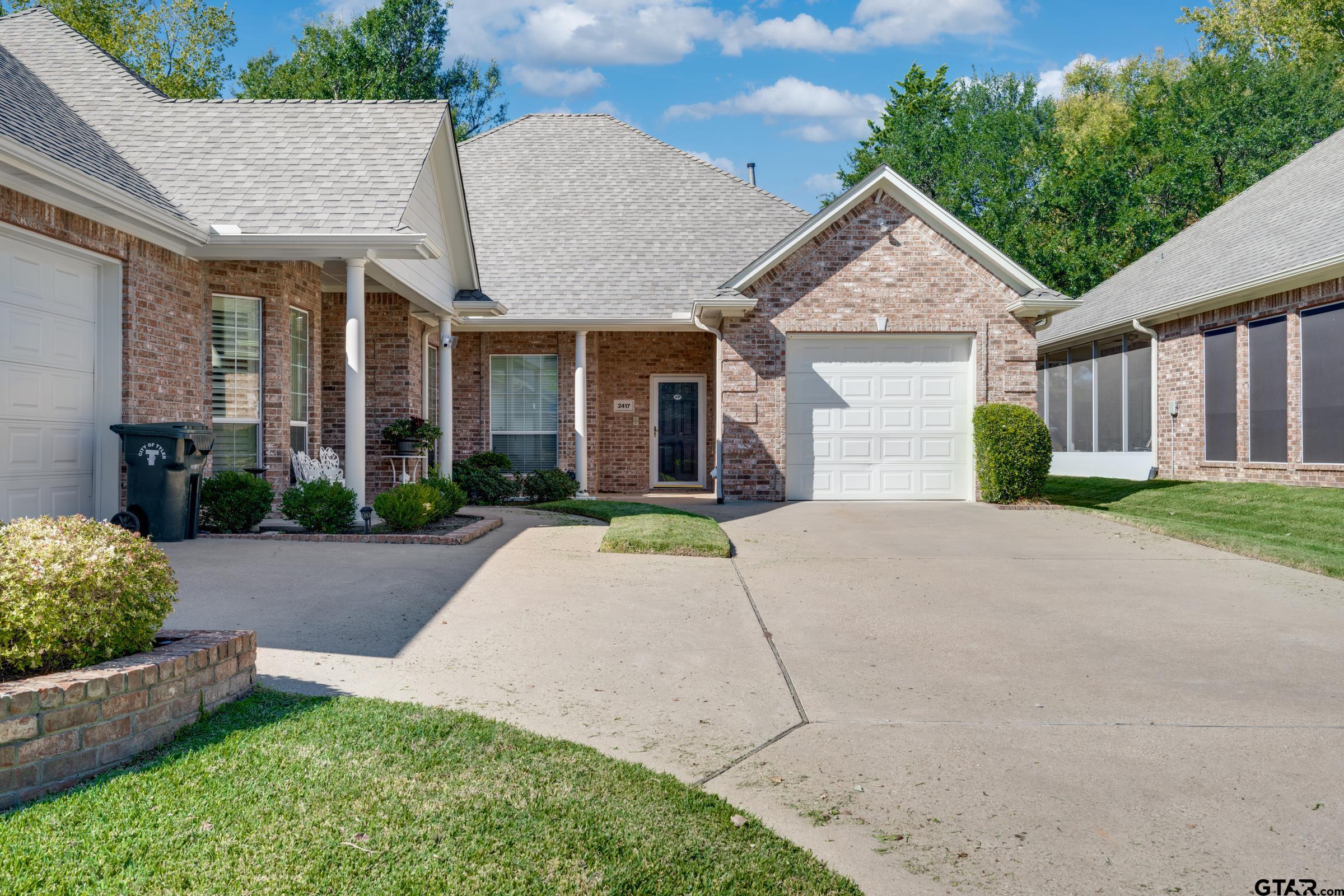 2417 Homestead Ln
