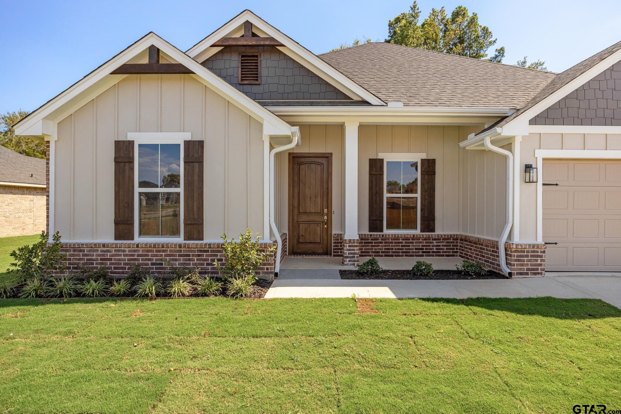 332 Erica Way