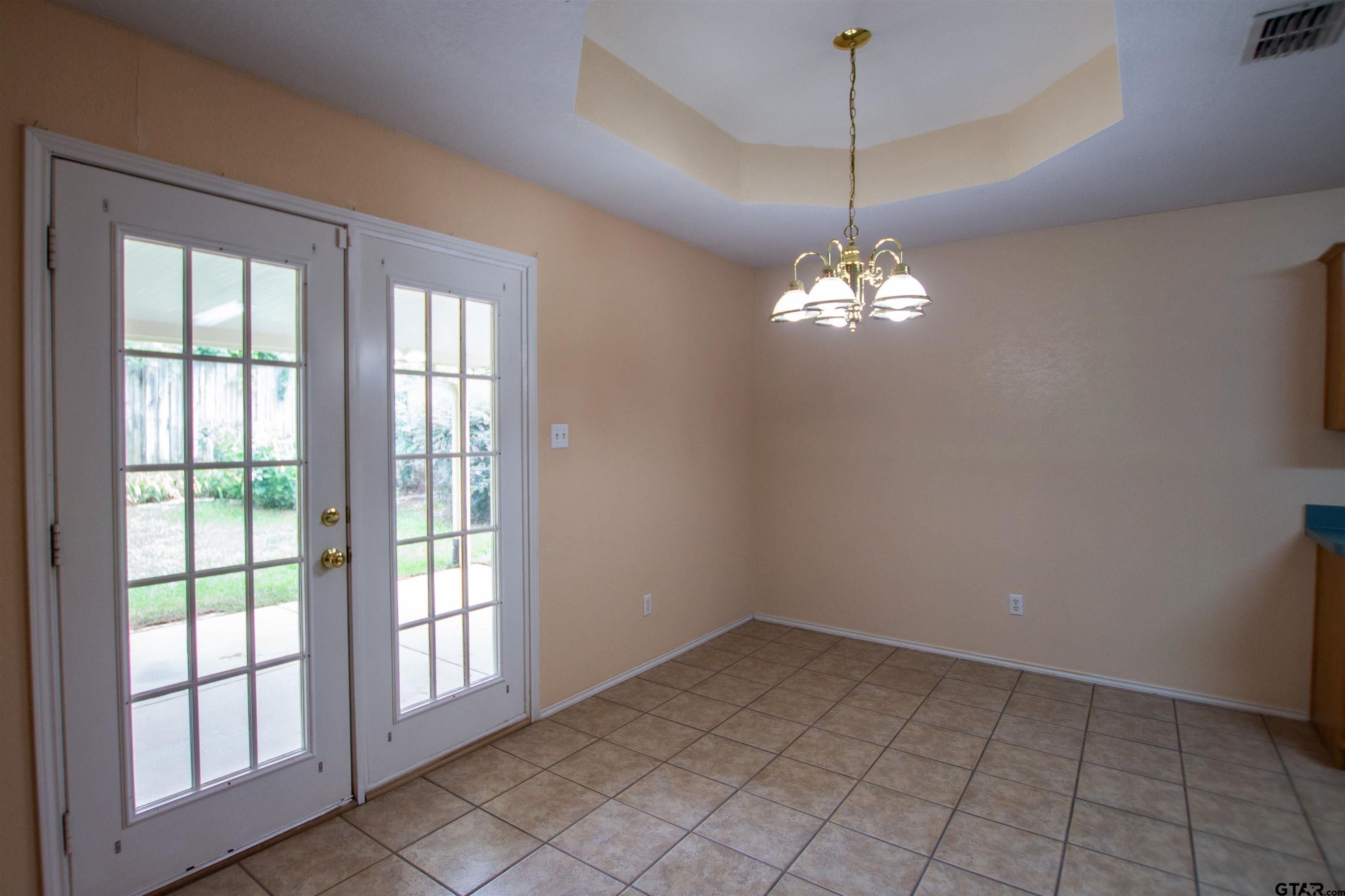 10759 Southern Trace Cir