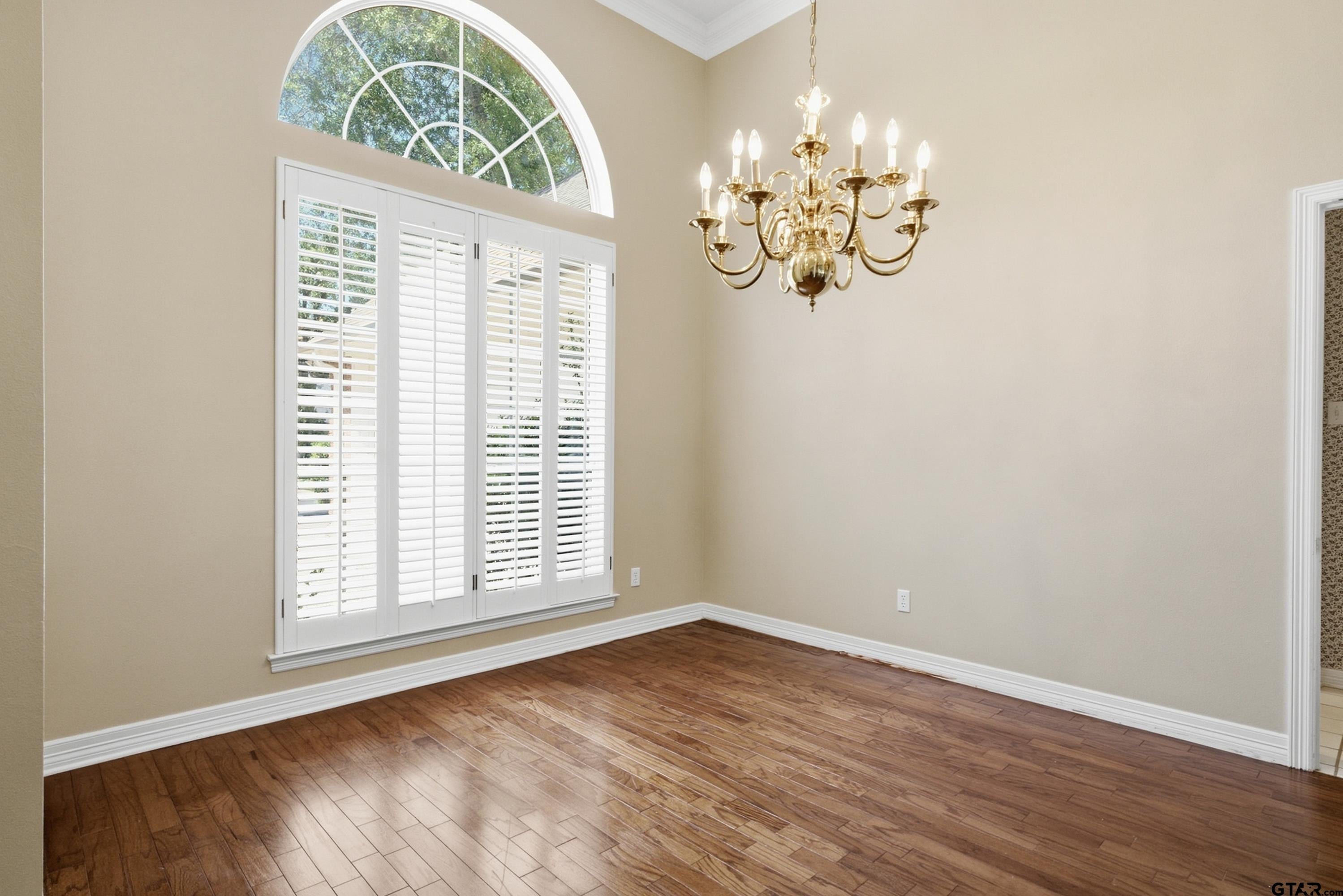 3403 Pinecreek Dr.