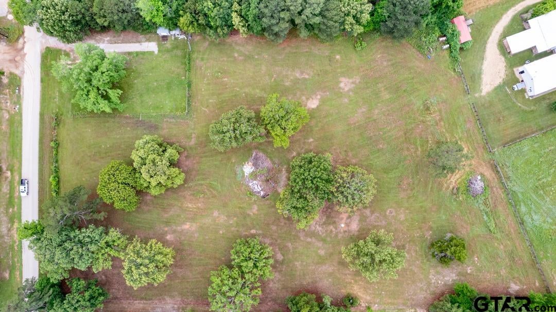 10204 CR 135 (COX RD)
