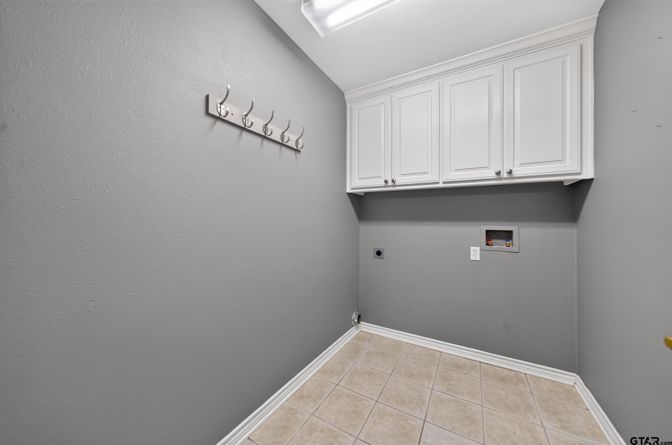 705 Elmridge Dr
