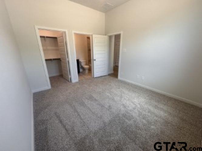 6437 Wellington Oak Avenue