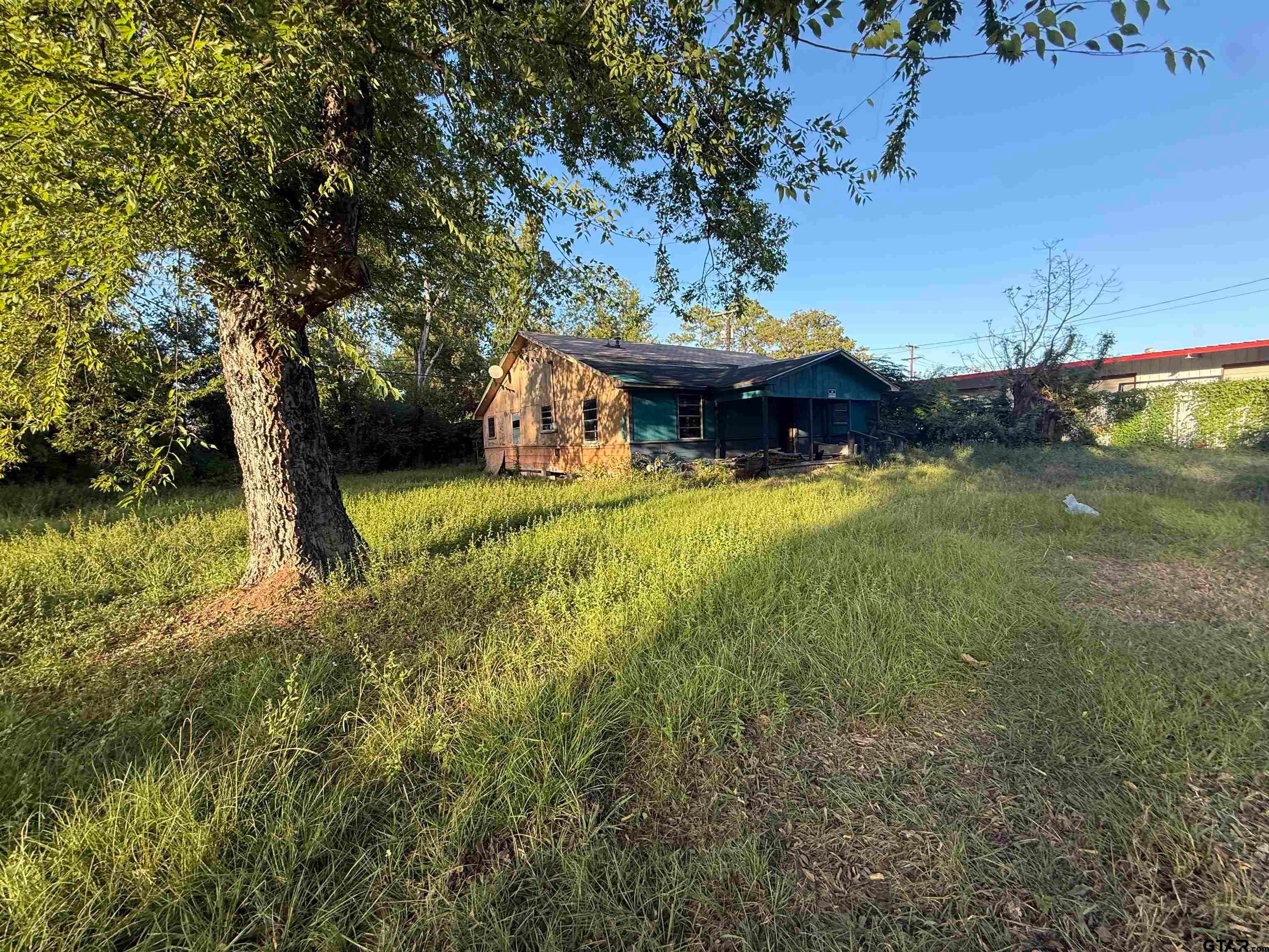 206 W Main Street