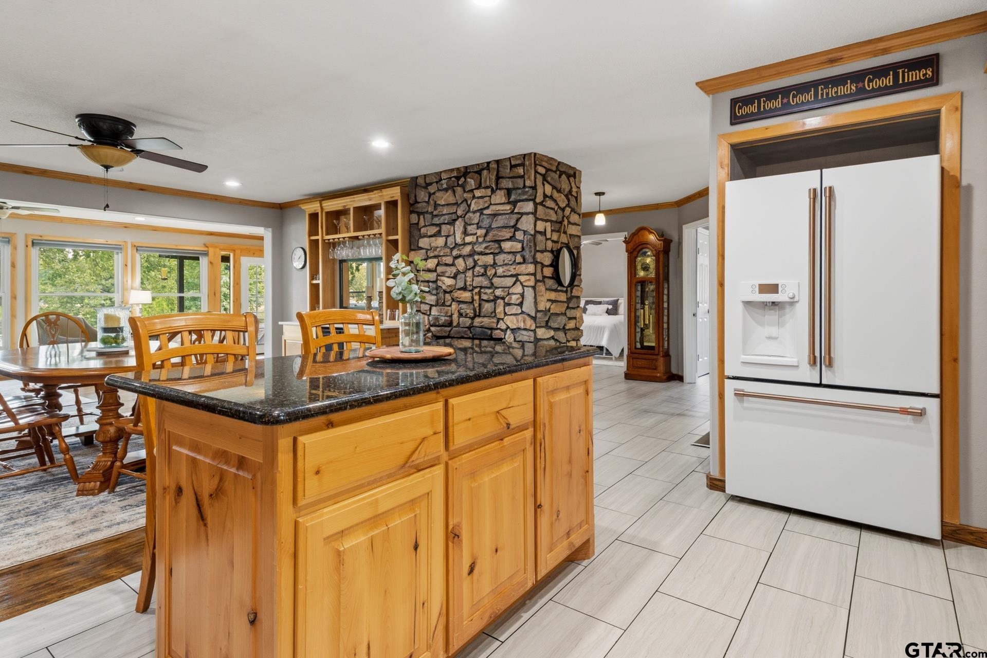 803 County Road  2127