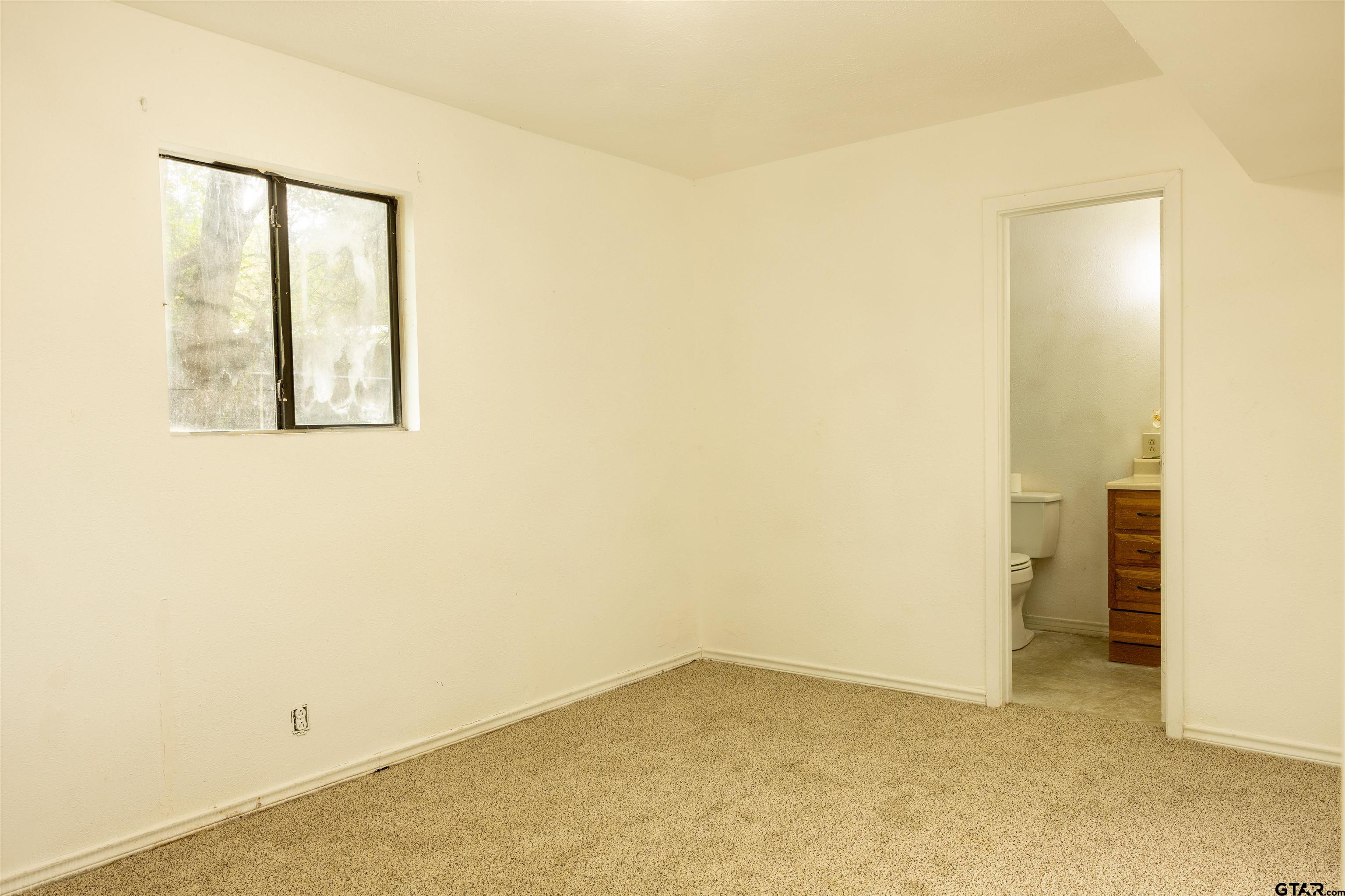 4892 Woodcastle Dr.