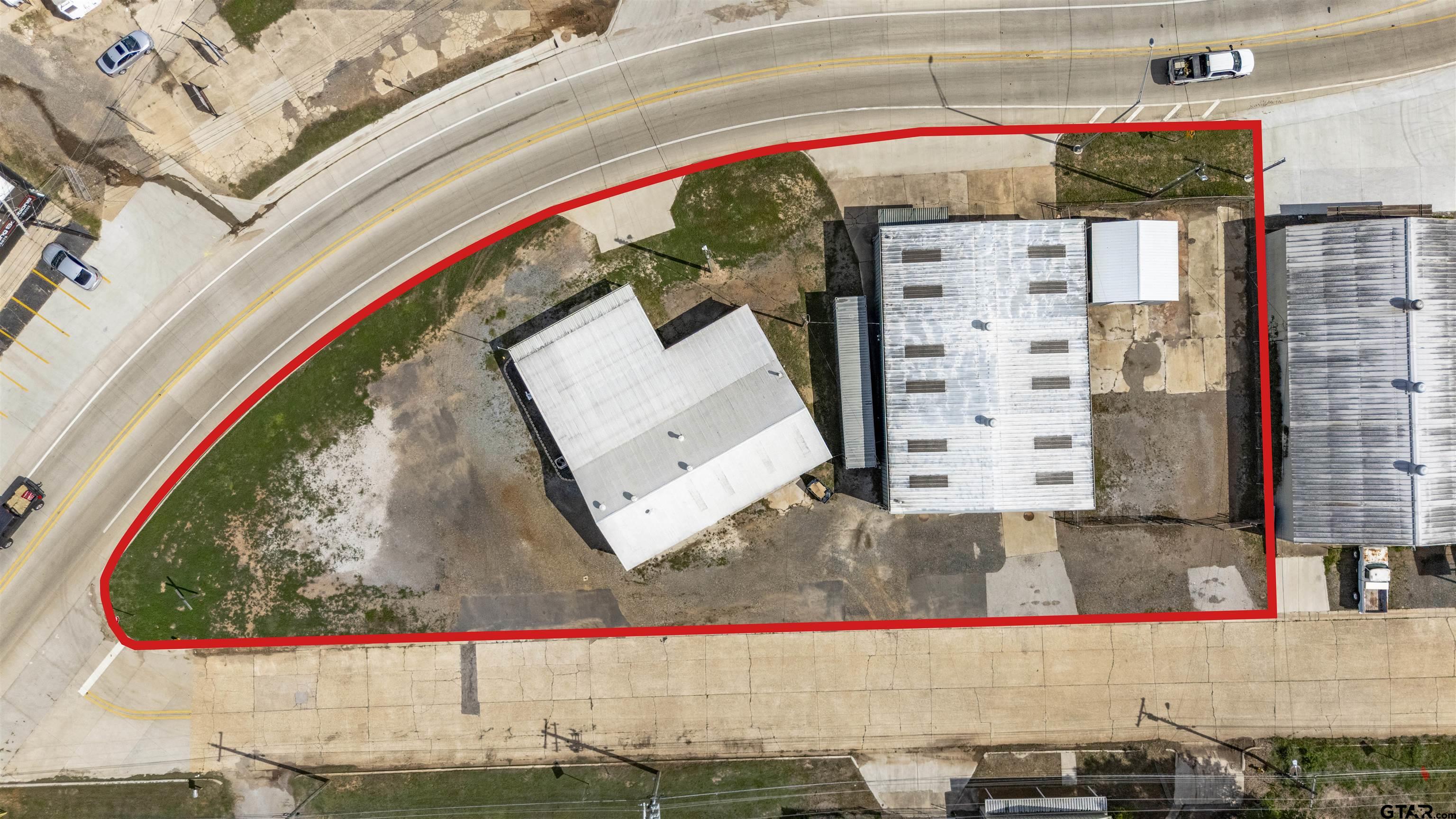 118-120 Industrial Ave