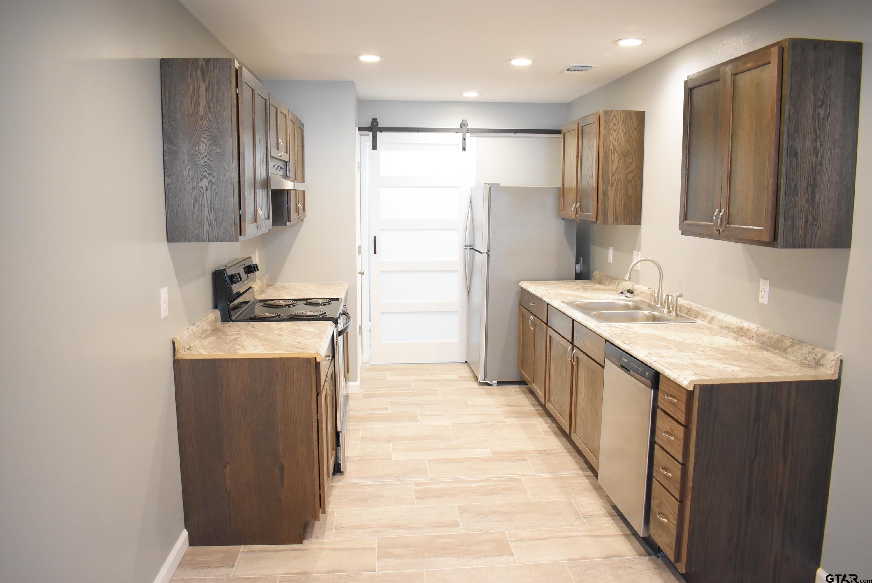 2121 Gasaway