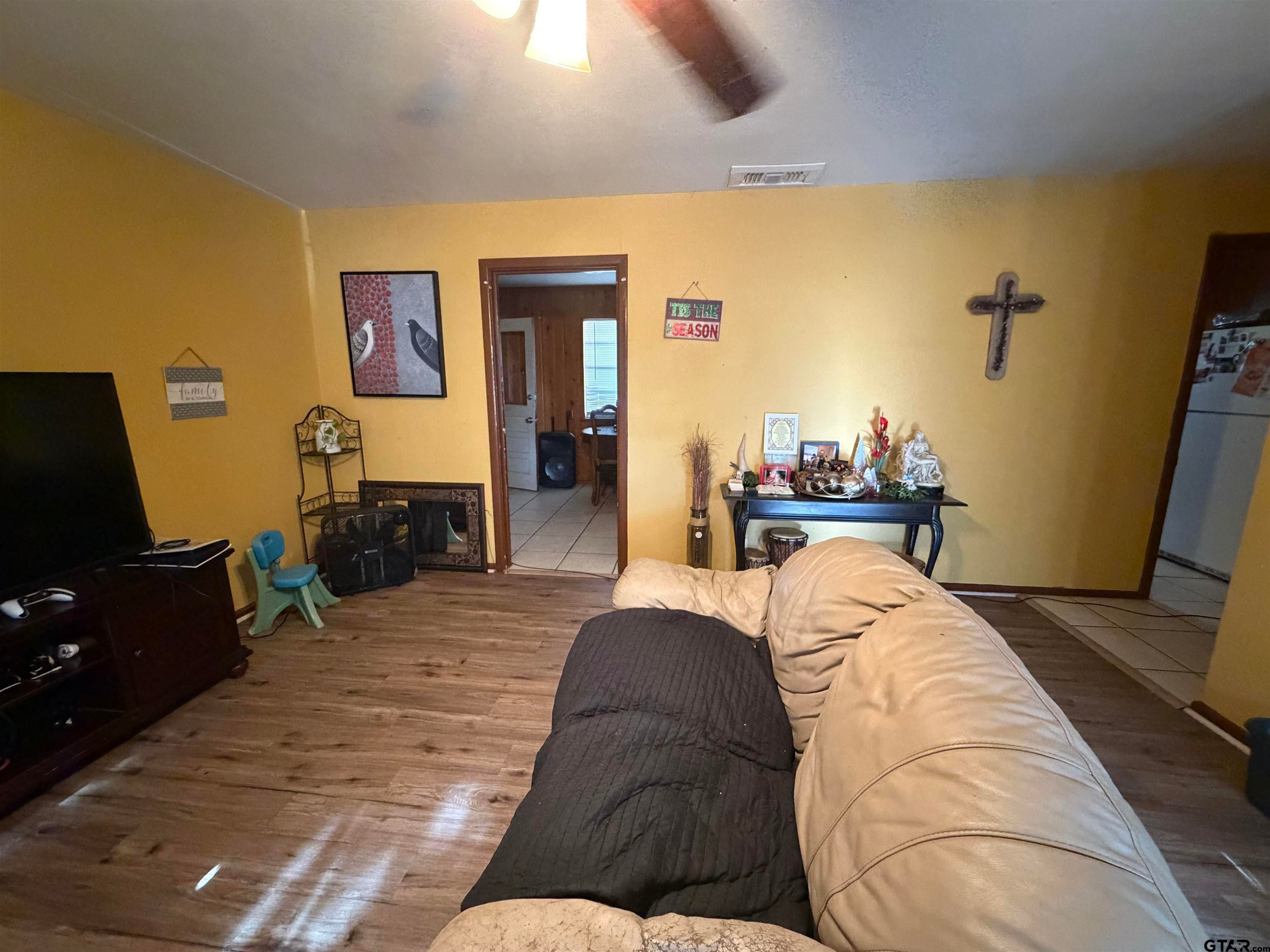 1711 Charlotte Dr.