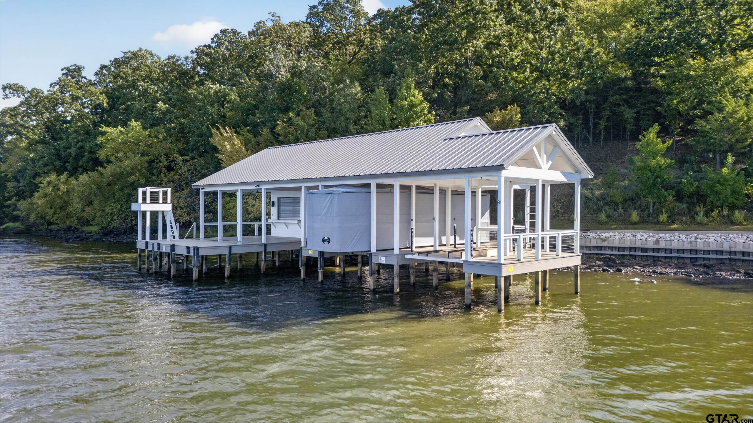 177 N Lake Bluff Drive