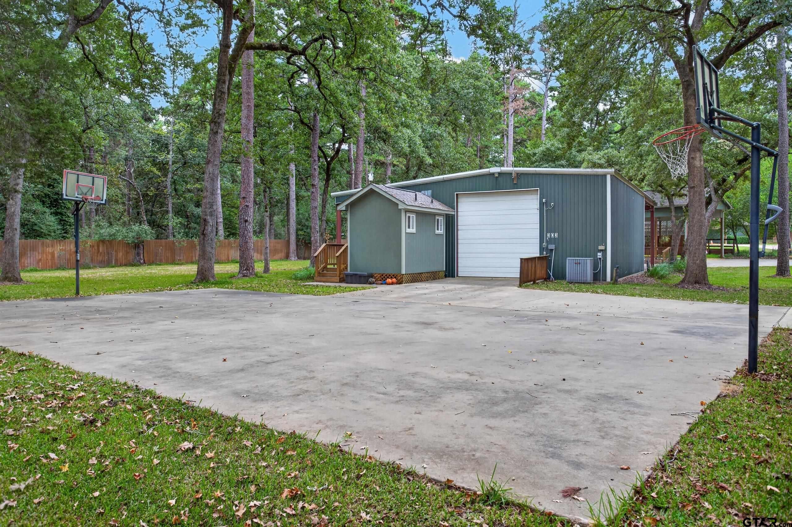 303 O'Connell Trail