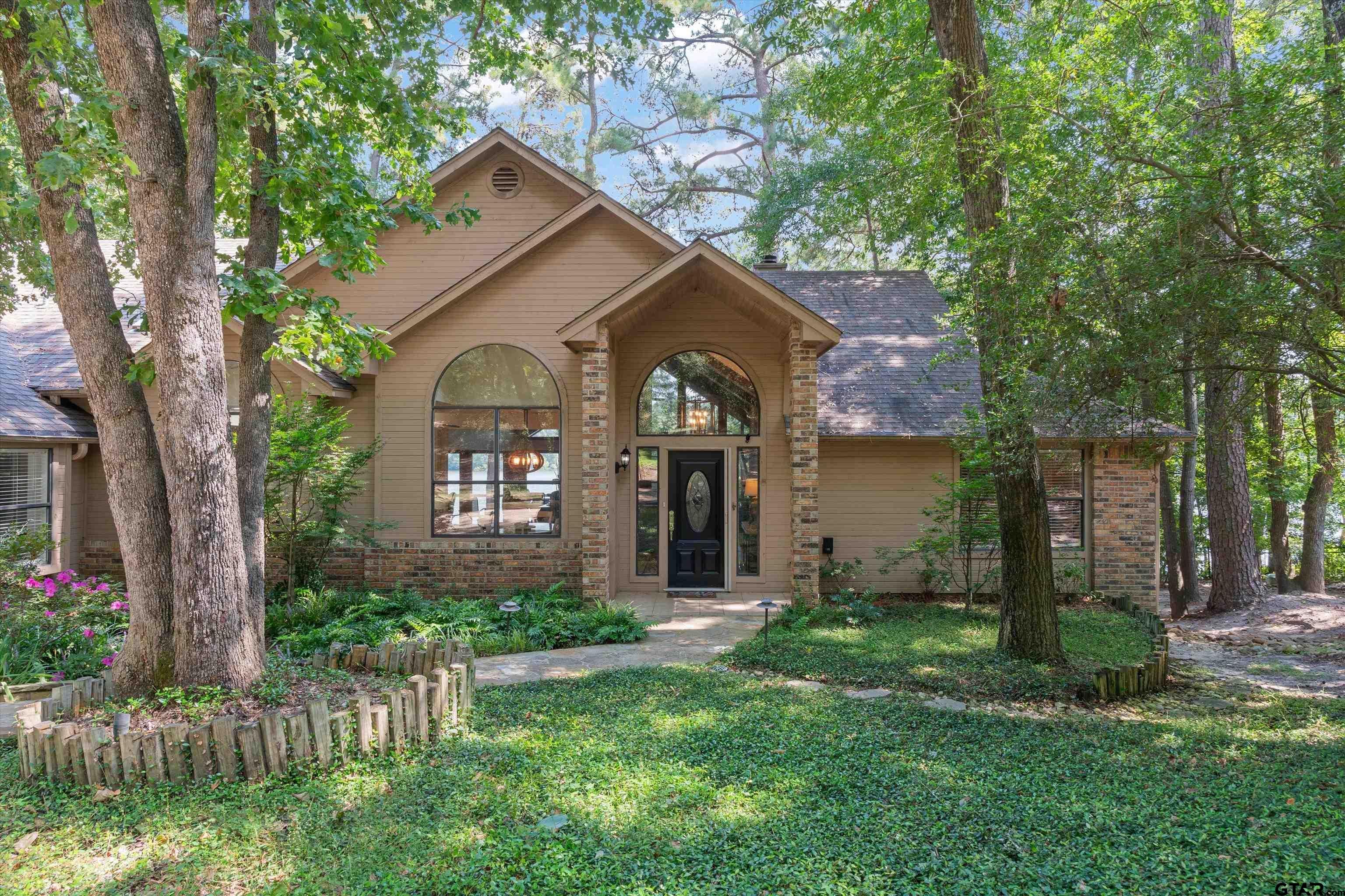 148 Pinewood Cove