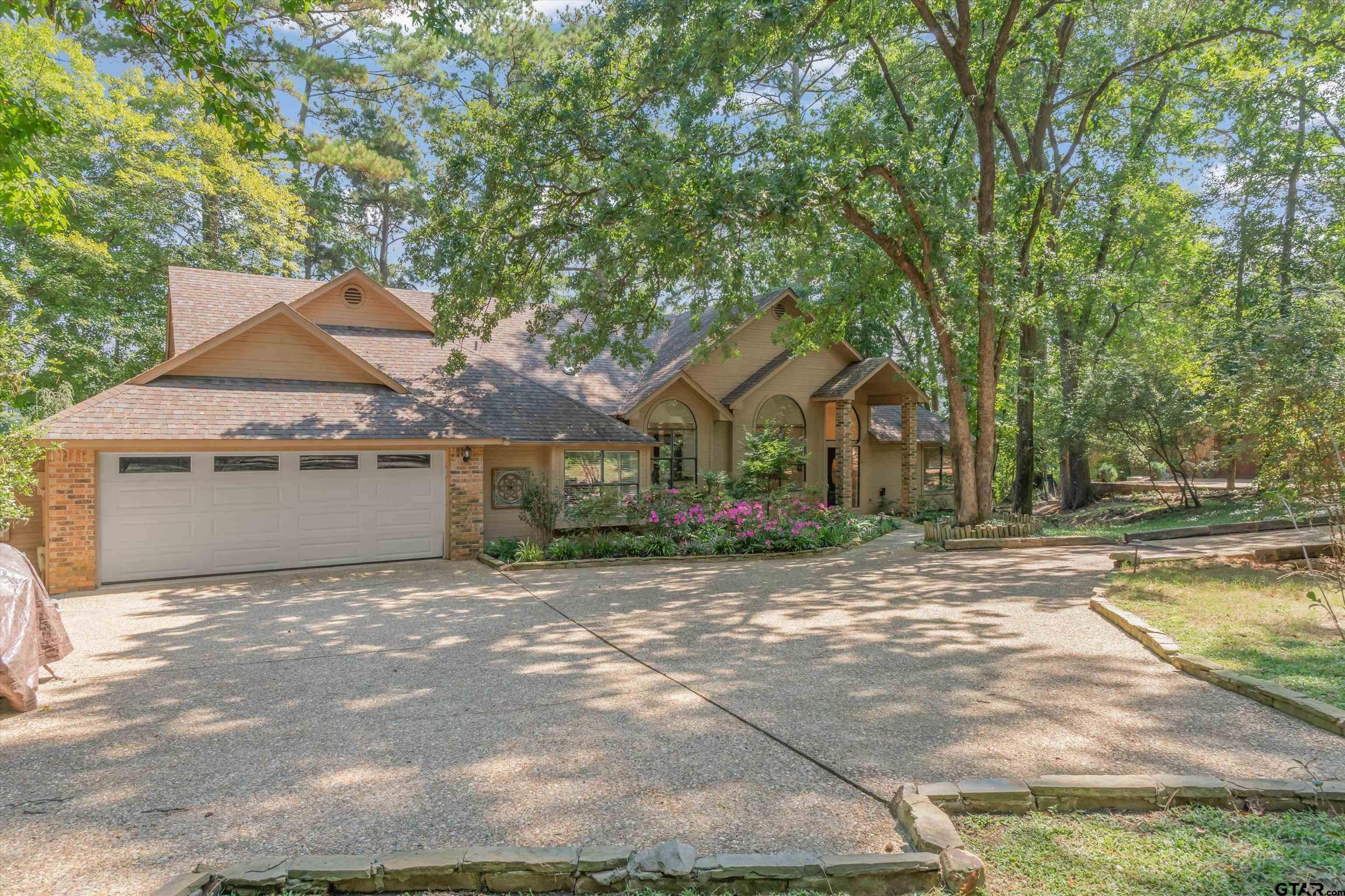 148 Pinewood Cove