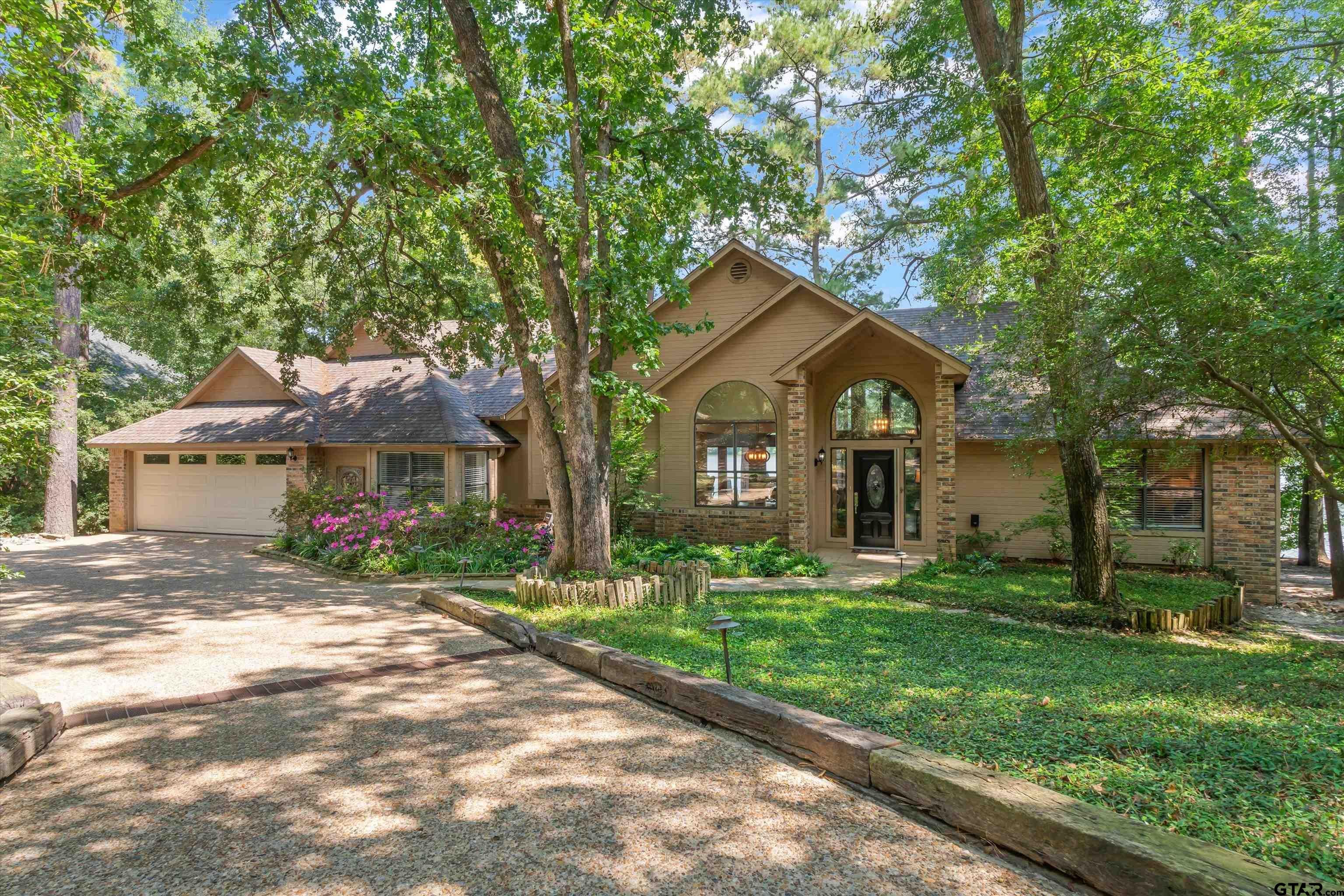 148 Pinewood Cove