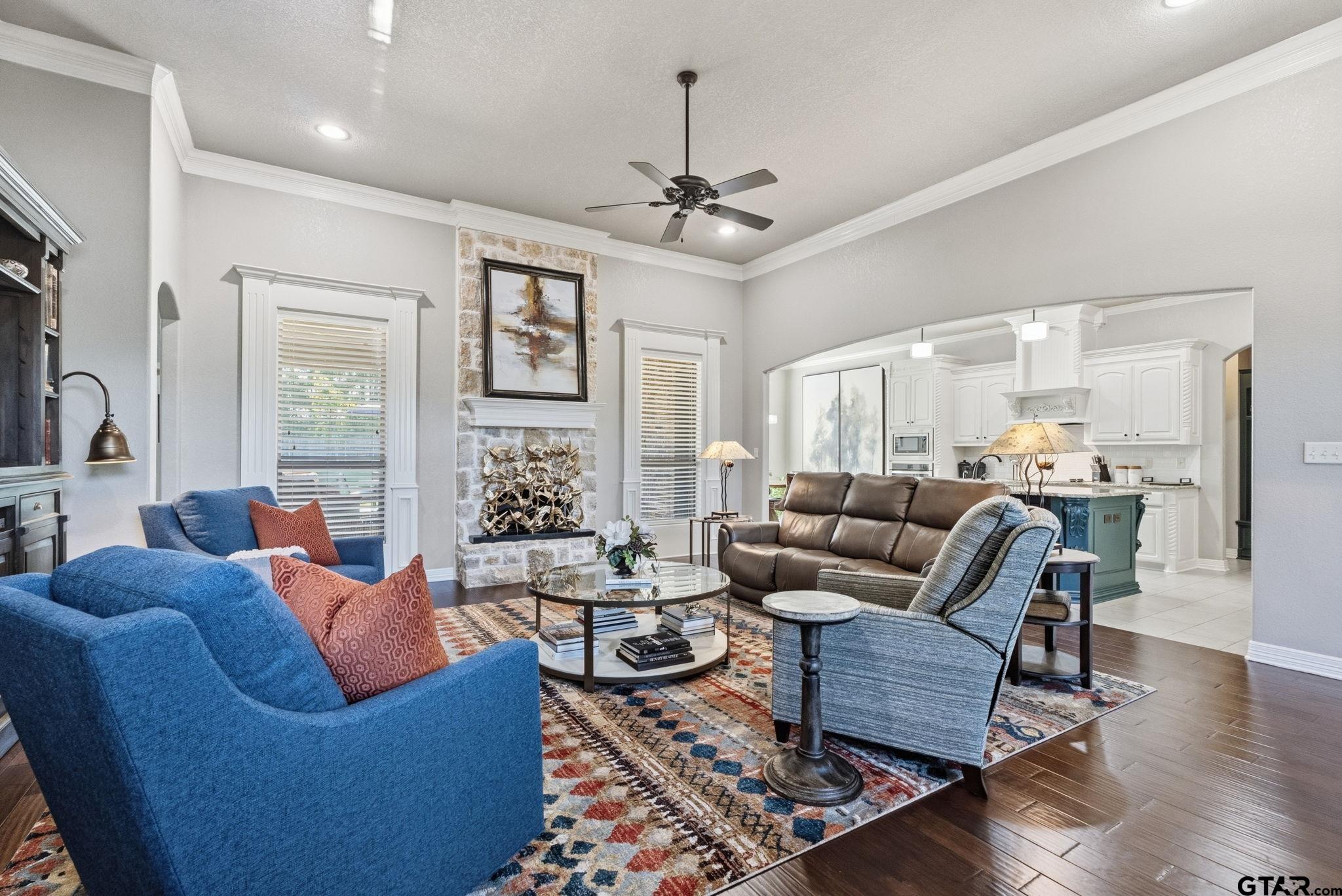 21412 Boone Dr