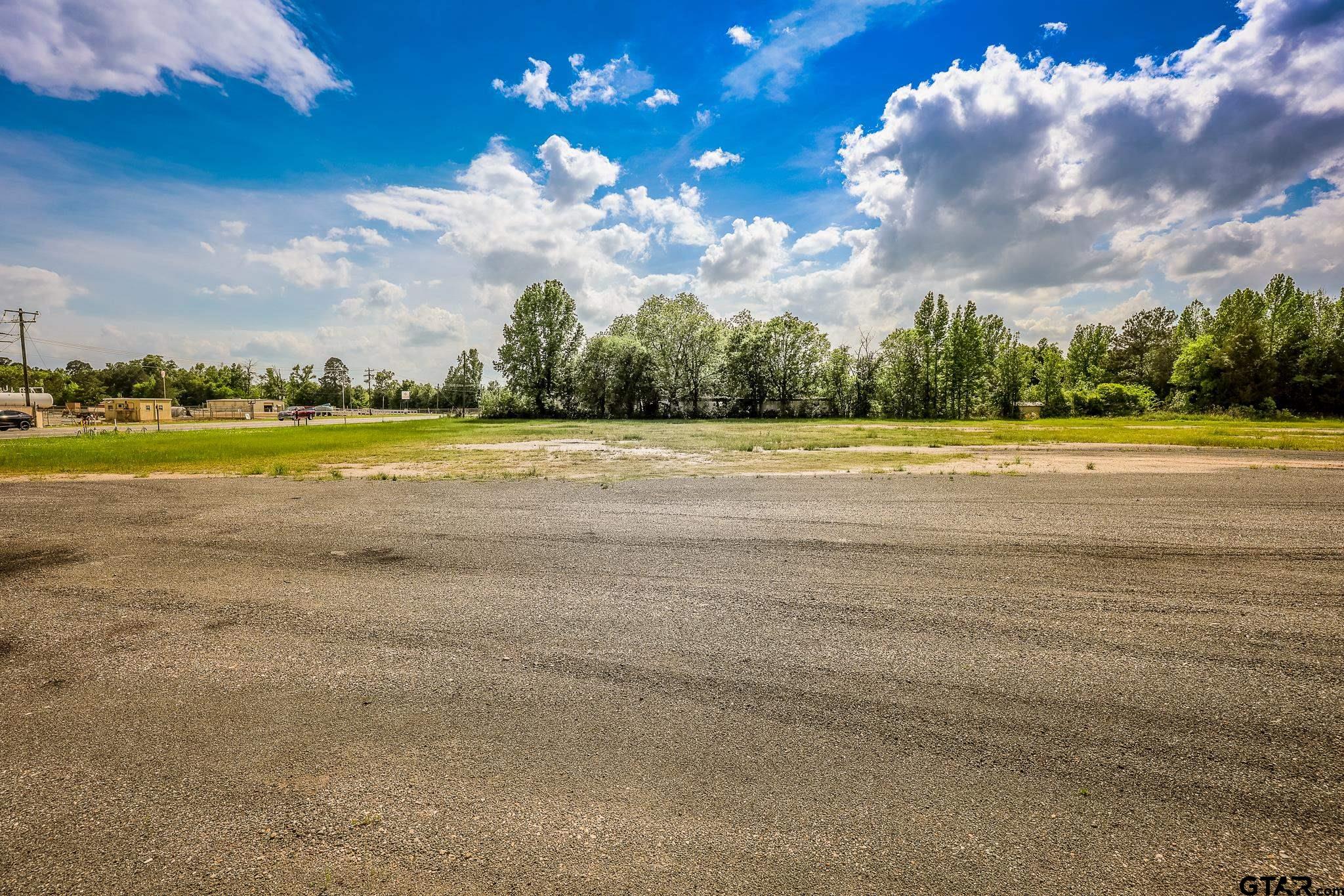 2617 HWY 79