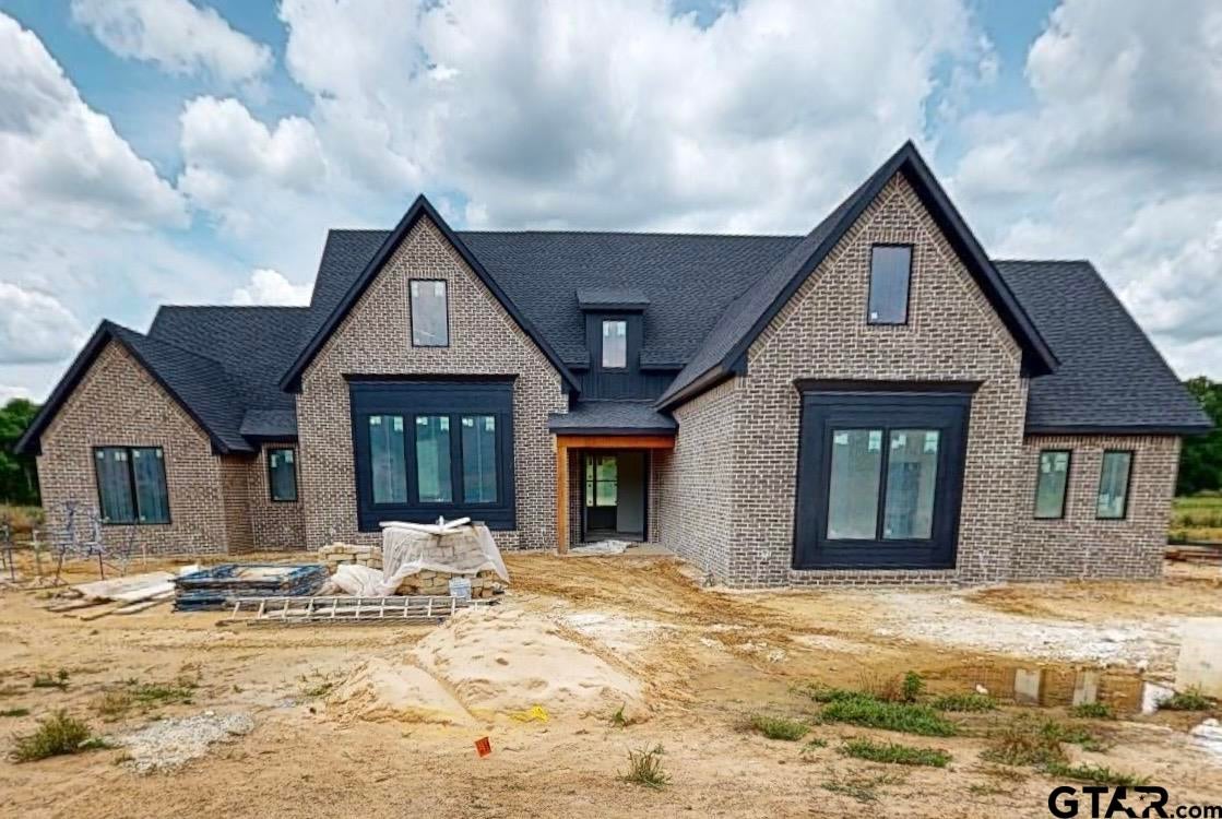 518 Artesian Meadows Drive