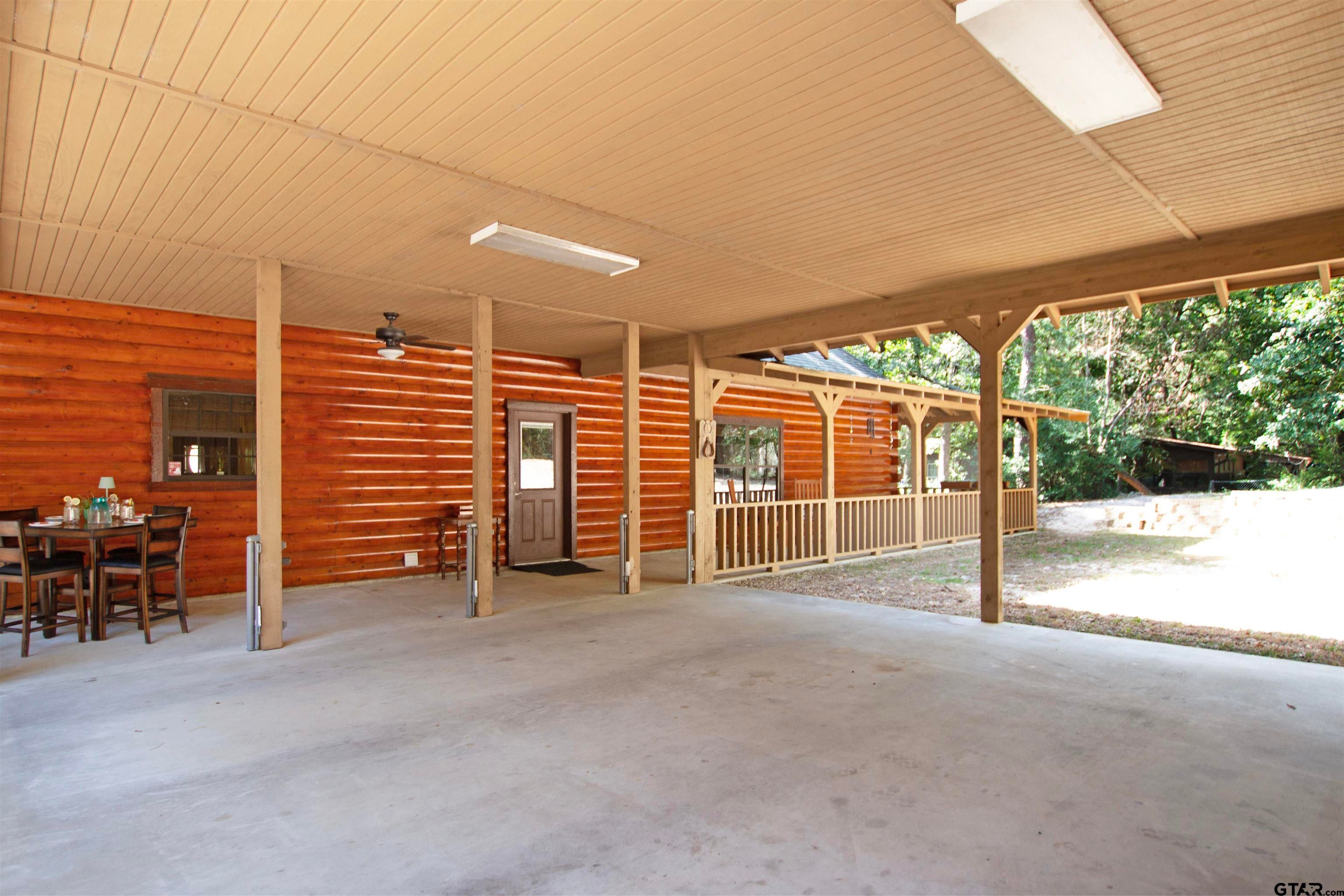 333 Dogwood Trl