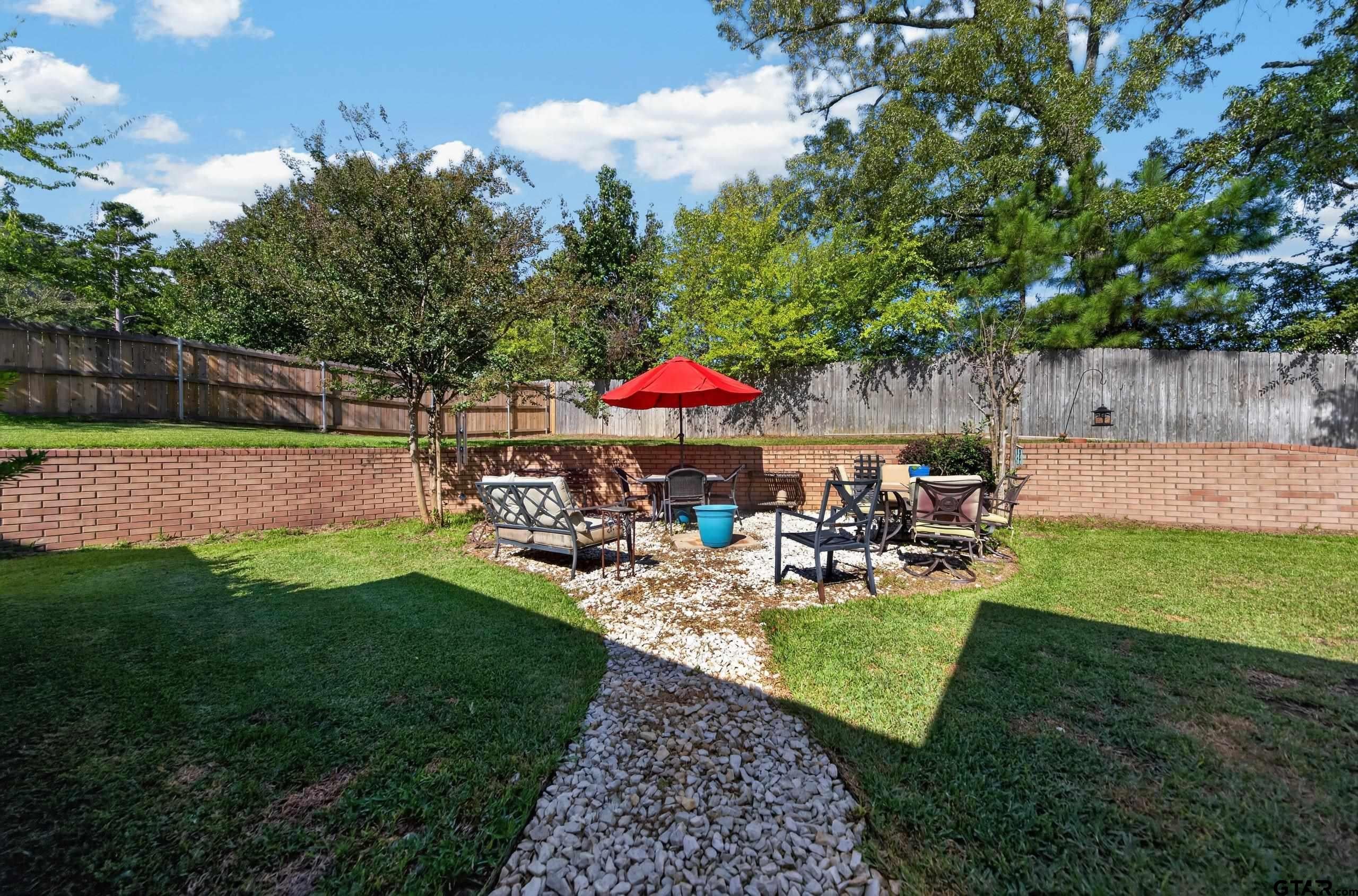 103 Northcreek Dr.