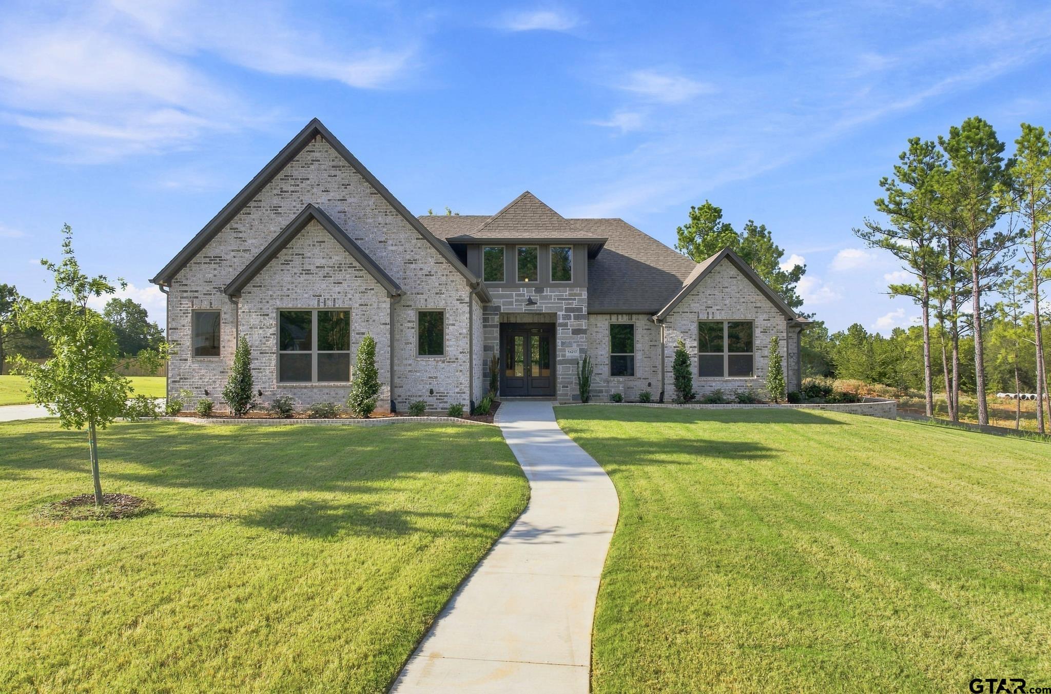 14217 Woodland Pkwy