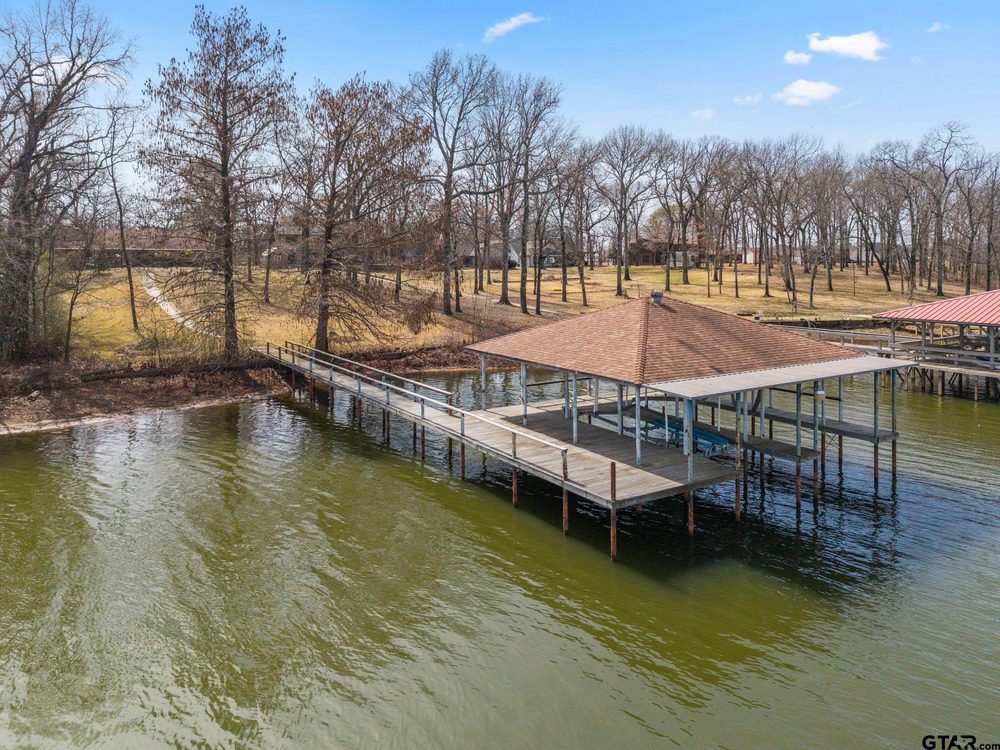 615 Private Road 5881