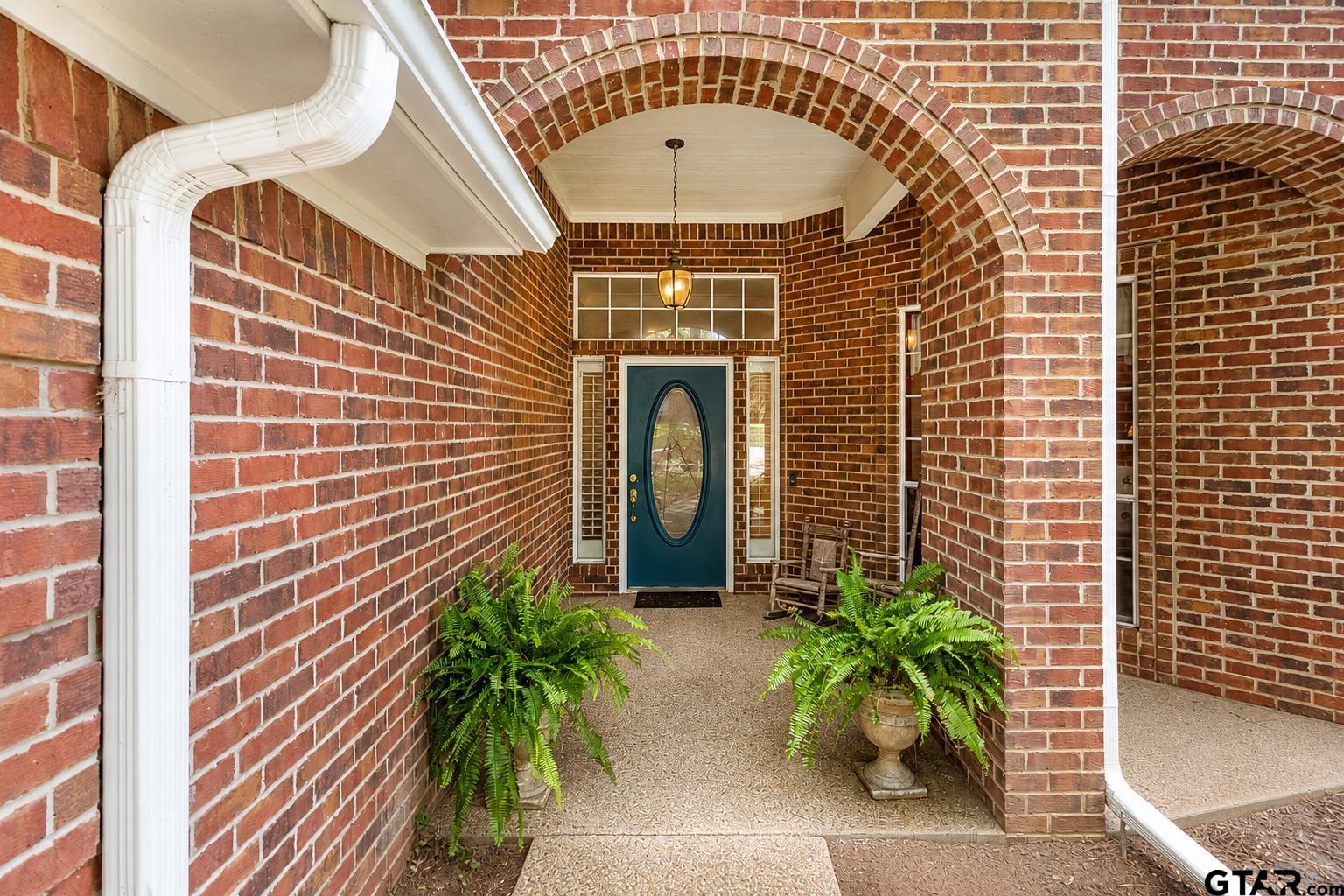 1388 Santa Fe Trail