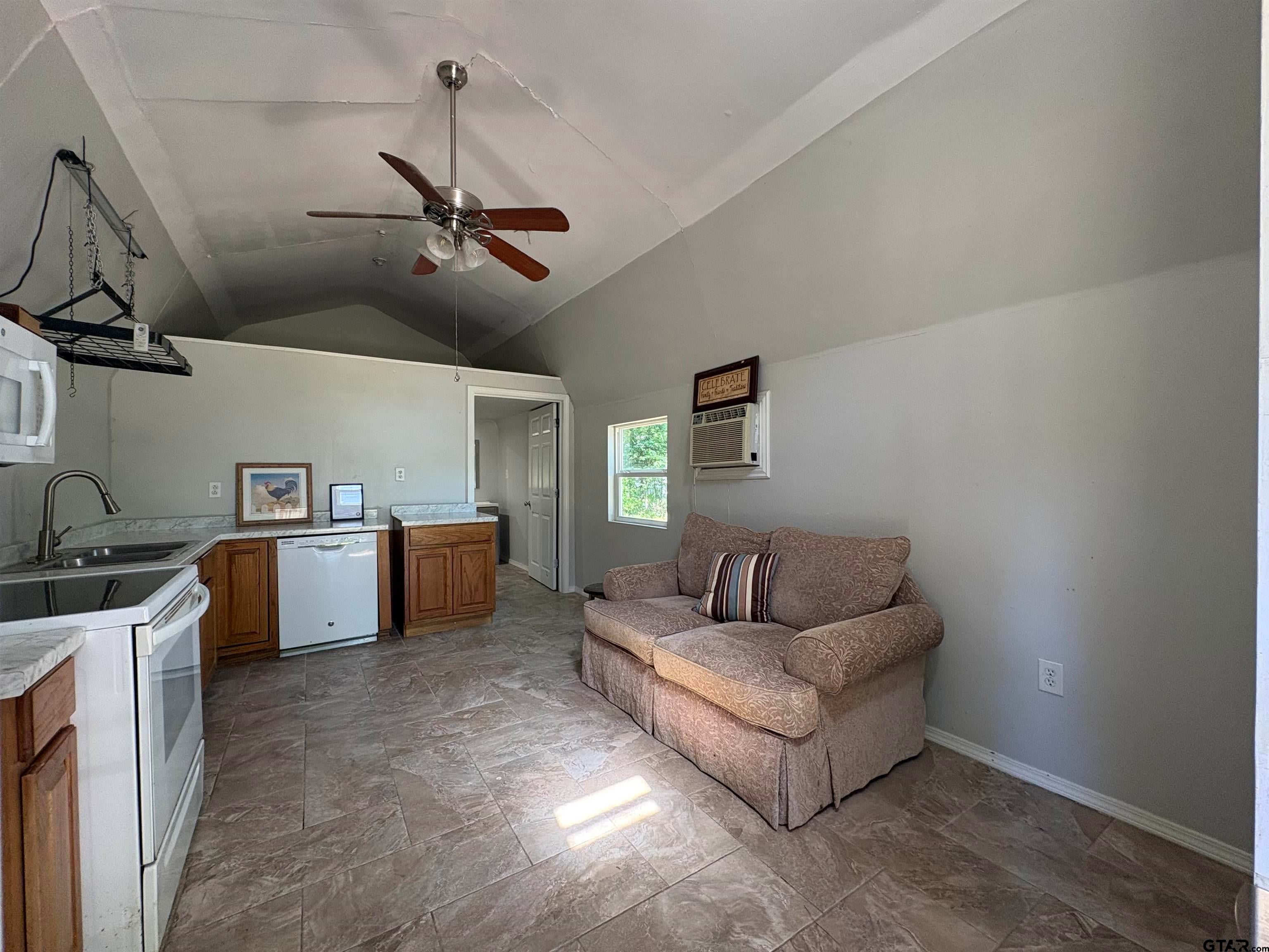 140 Young Cir