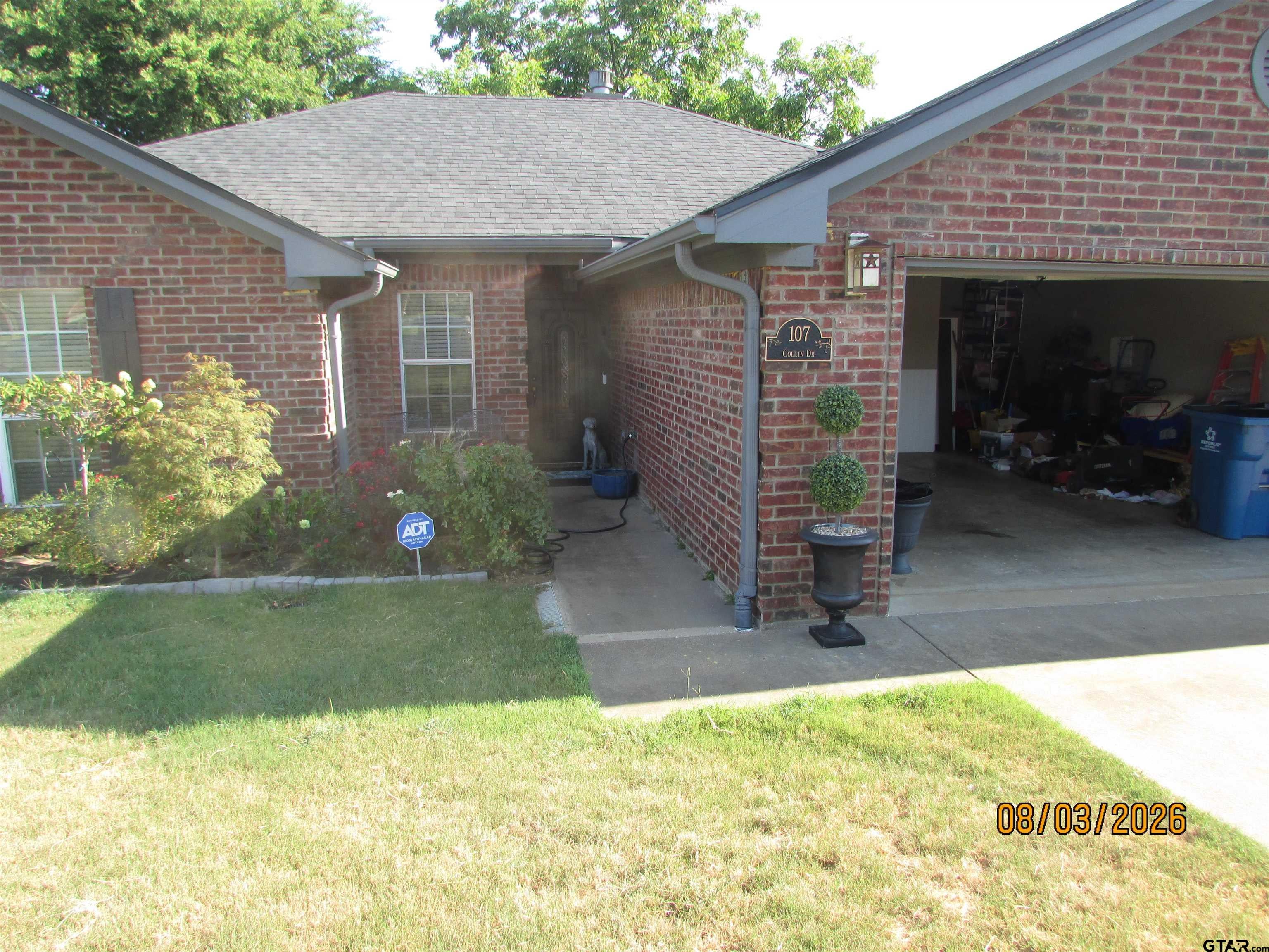 107 COLLIN DRIVE