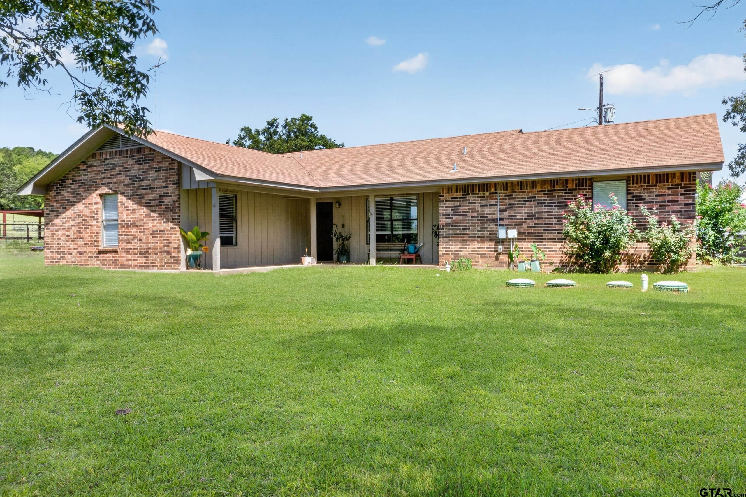 6834 Fm 1795