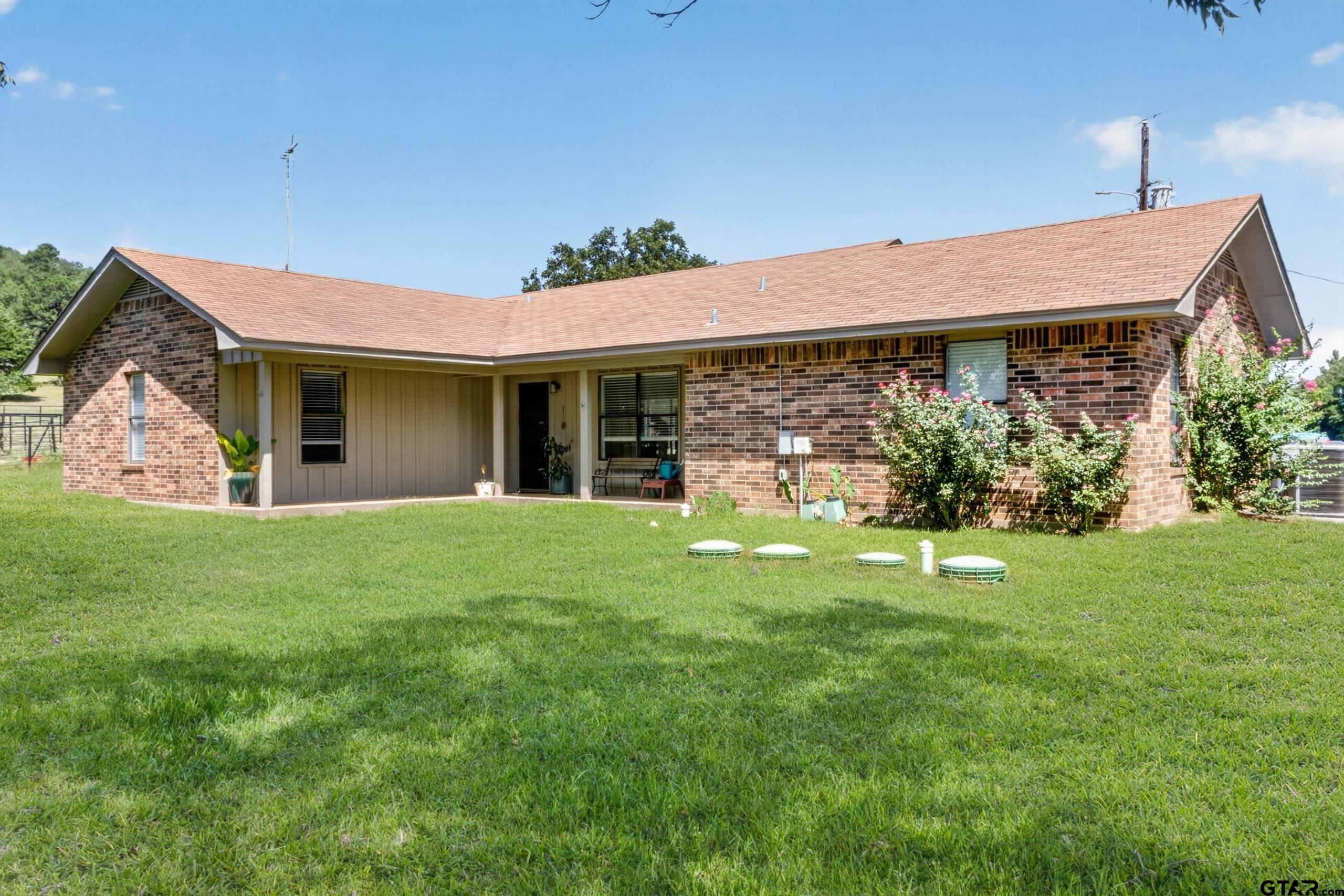 6834 Fm 1795
