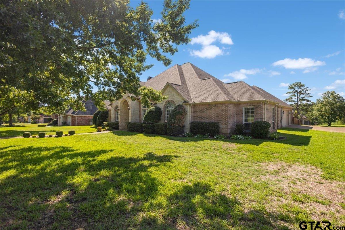1609 Holcomb Cir