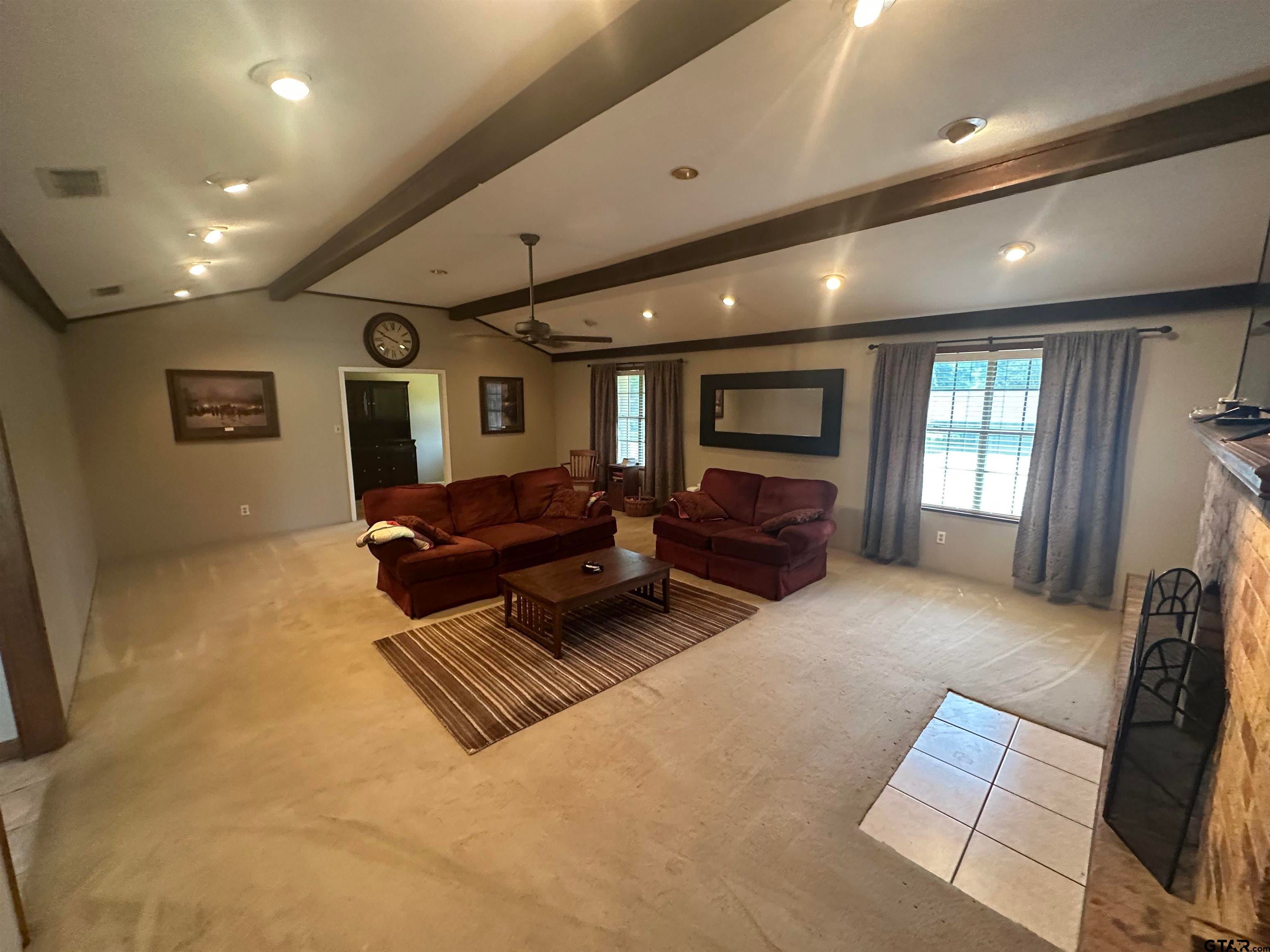 902 Pine Cove