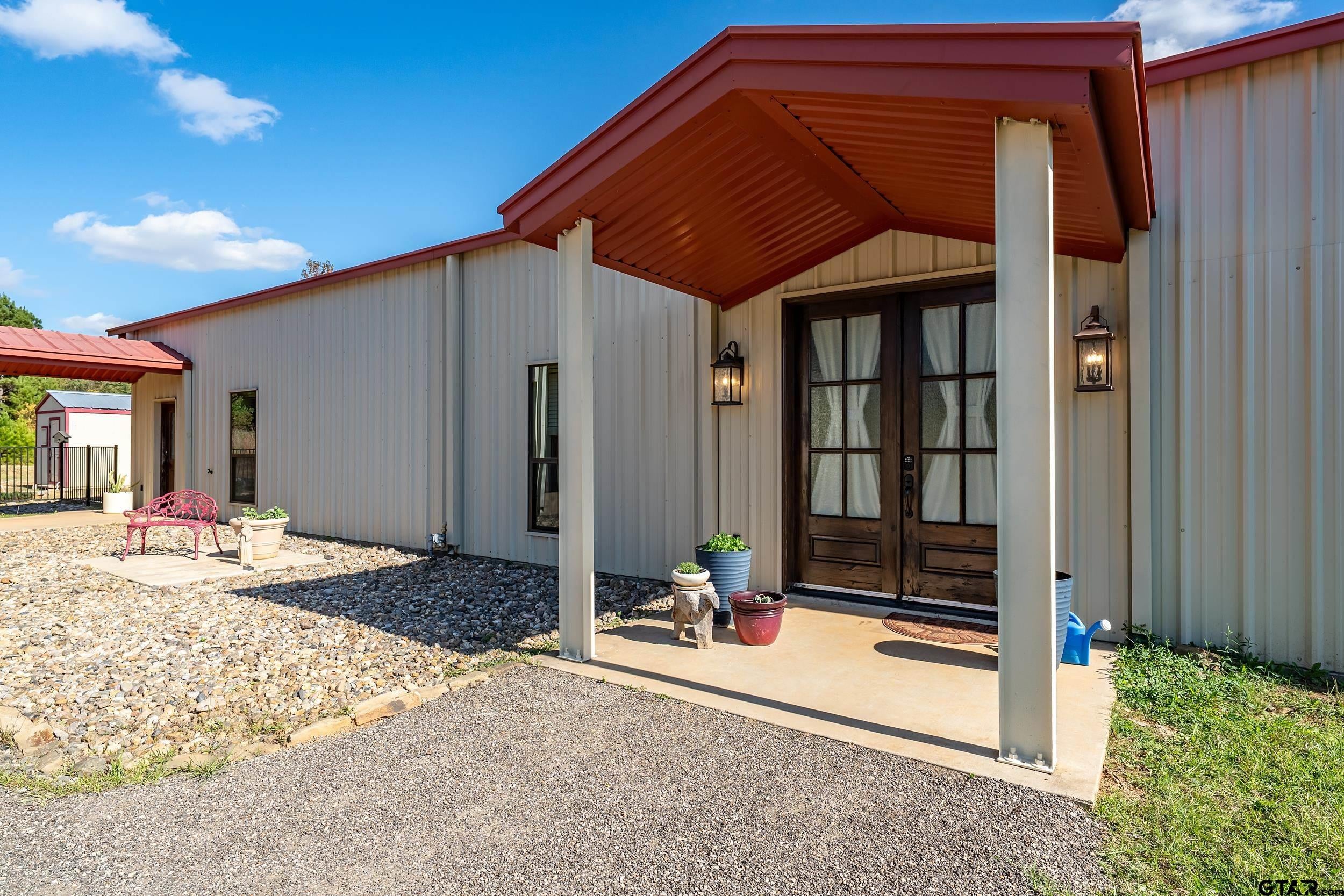 2600 Van Meter Rd