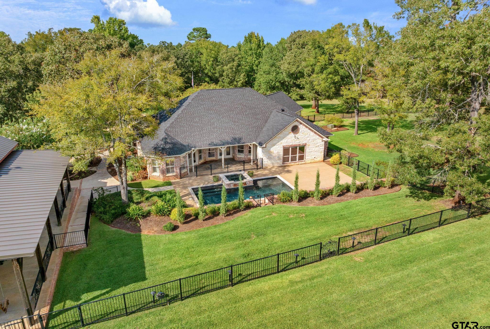 1125 County Road 1401