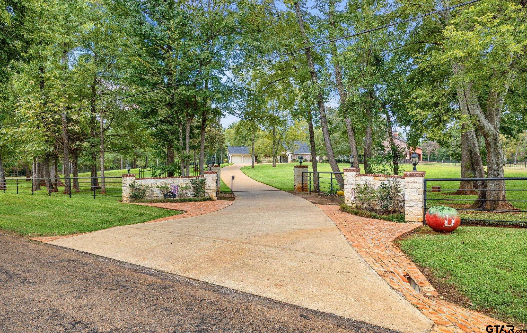 1125 County Road 1401