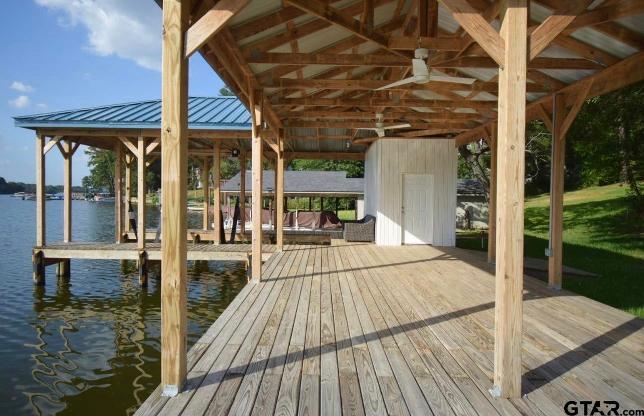 258 Hideaway Ln Central