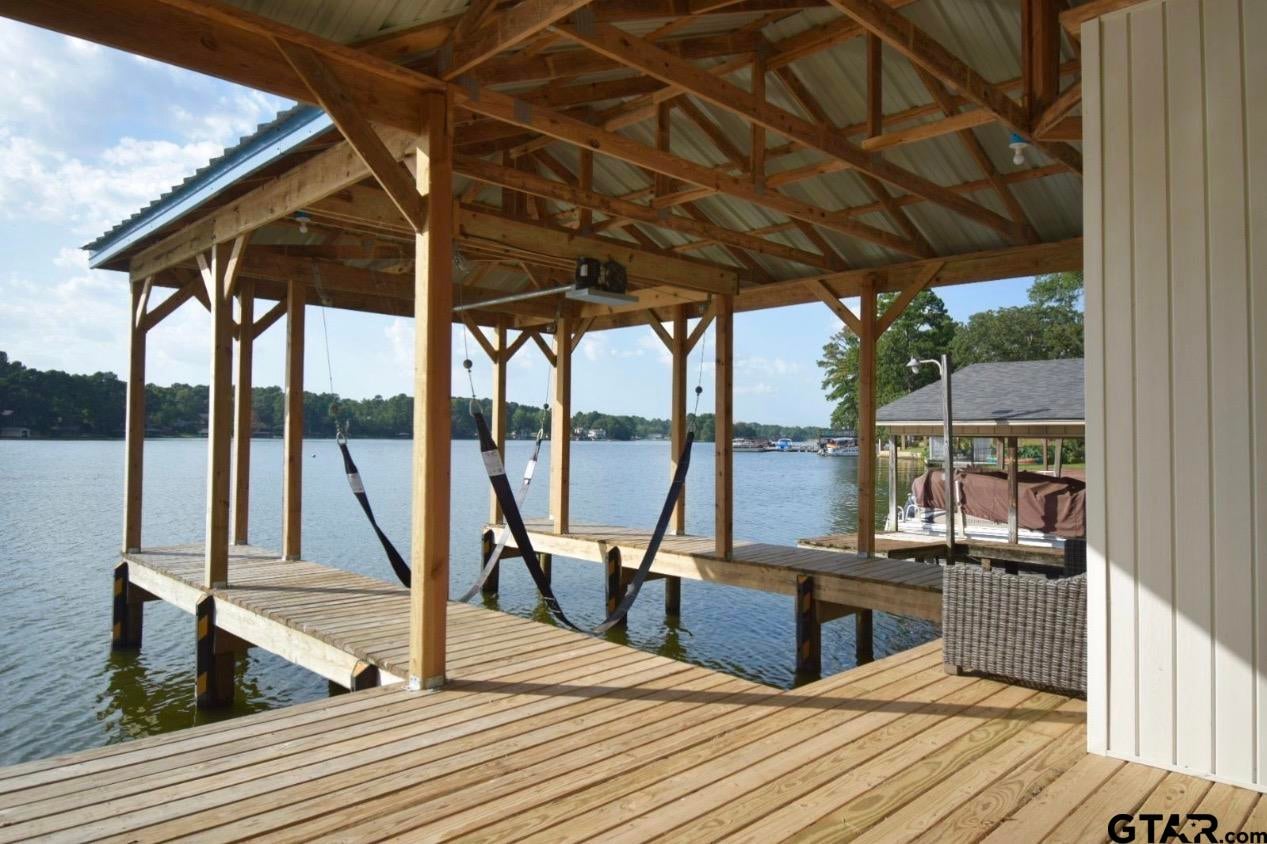 258 Hideaway Ln Central