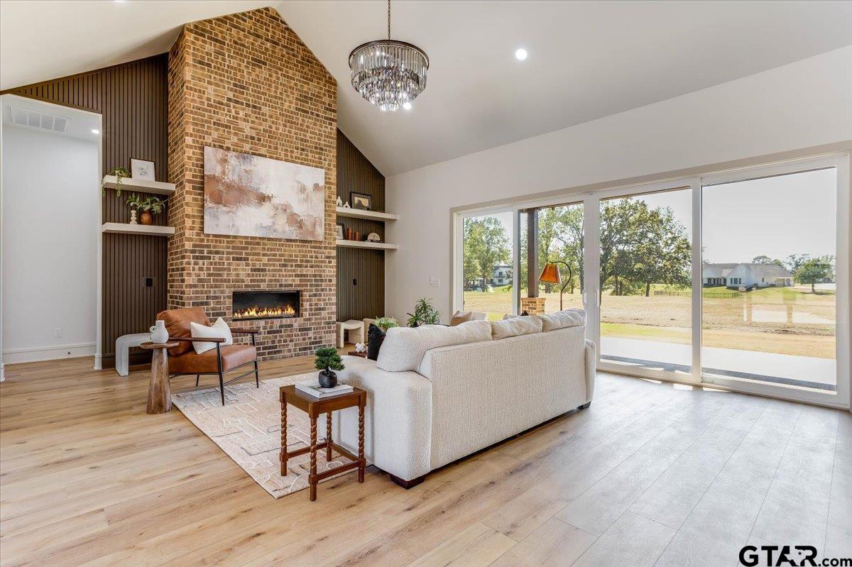 272 Private Rd 2713