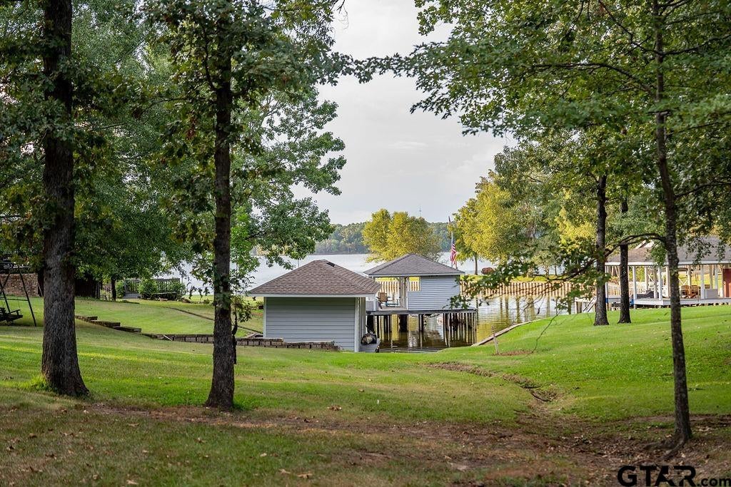 13 Private Road 52366