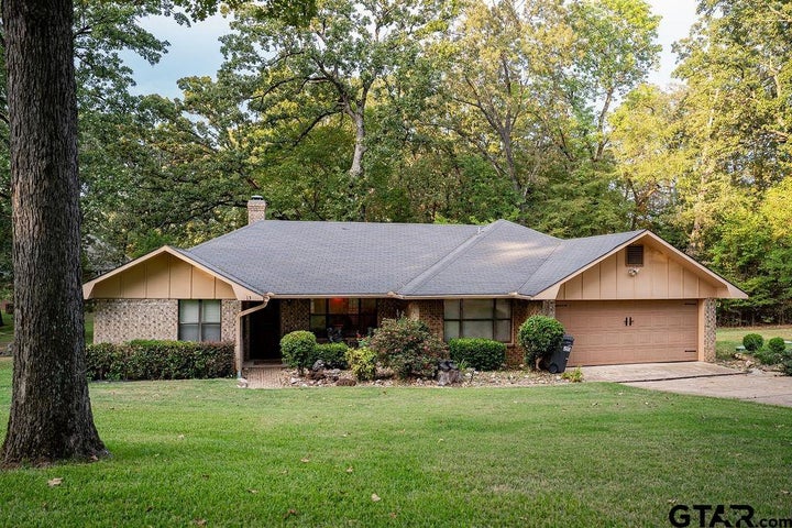 Photo 1 of 30 — 13 Private Road 52366, Pittsburg, TX 75686