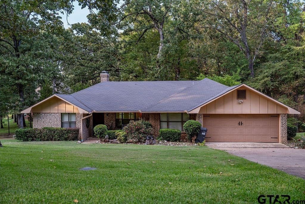 13 Private Road 52366