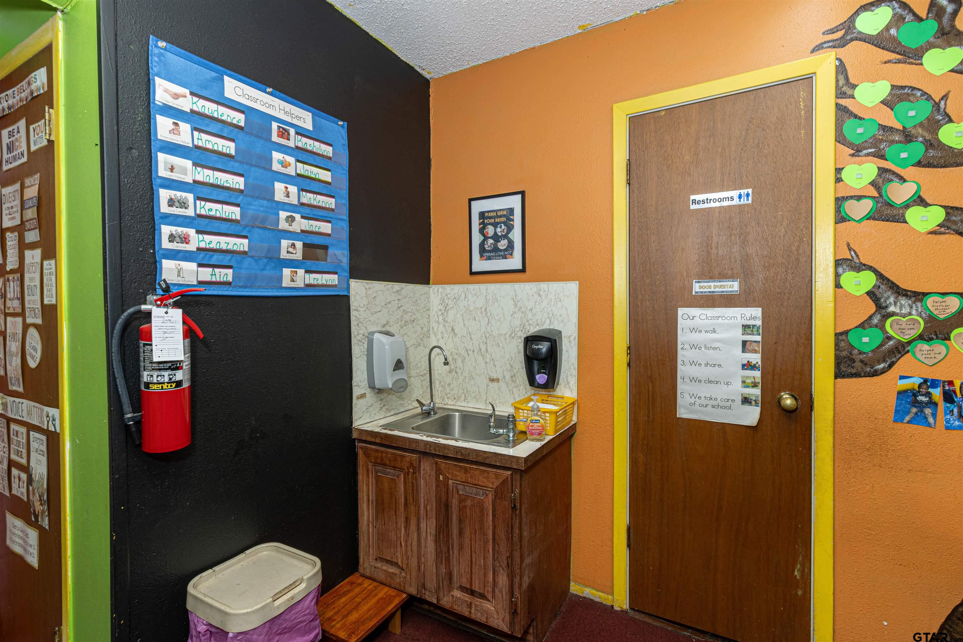 625 N GLENWOOD