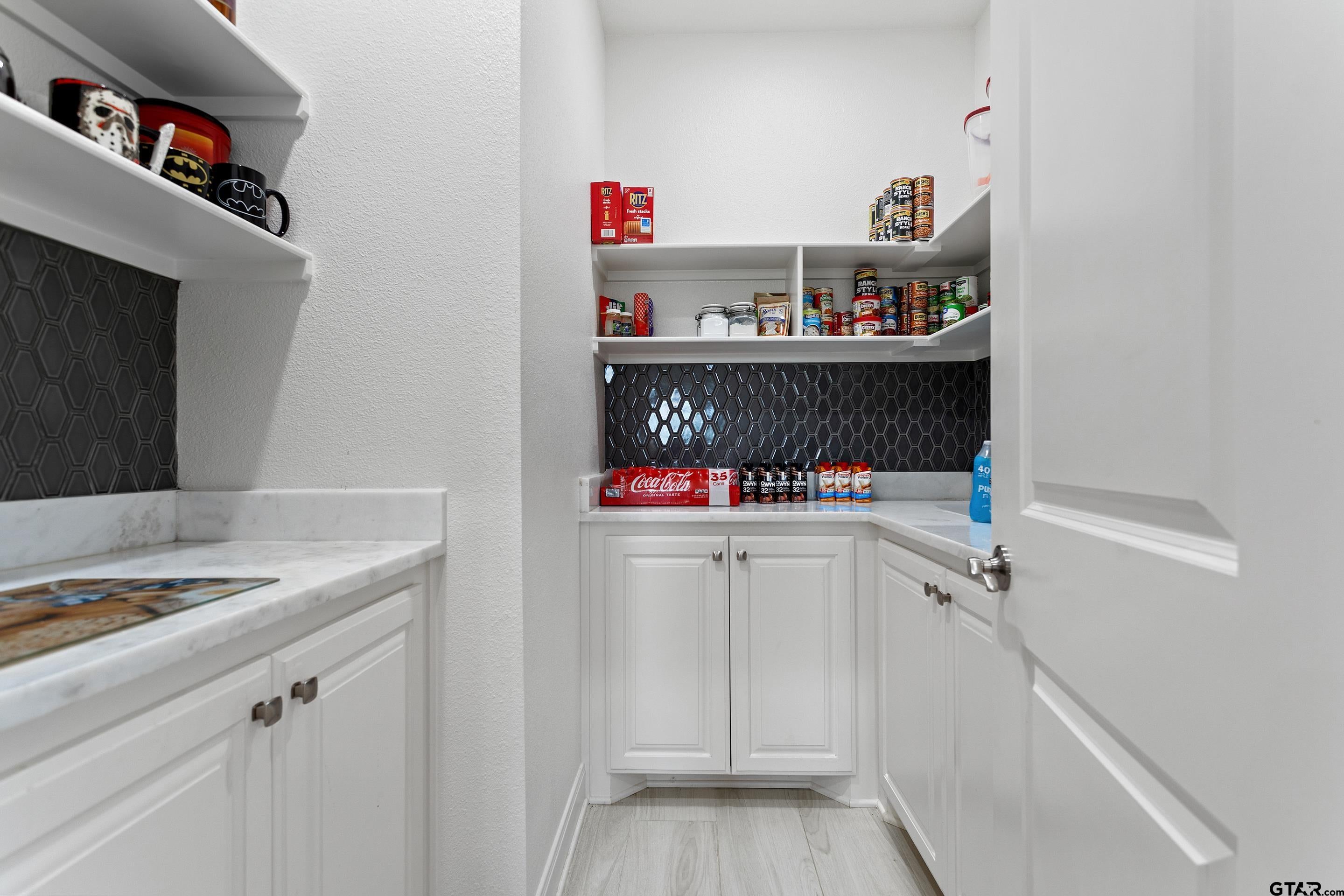 1207 Seagull Circle