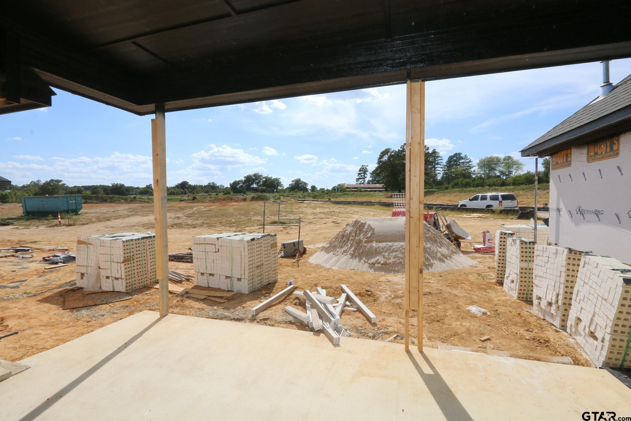 15207 Coop Lane
