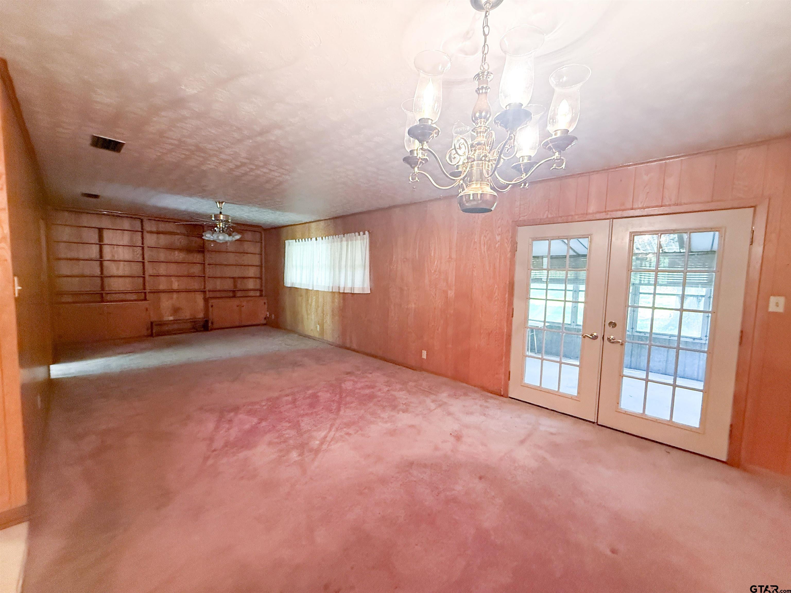 200 Highland Dr