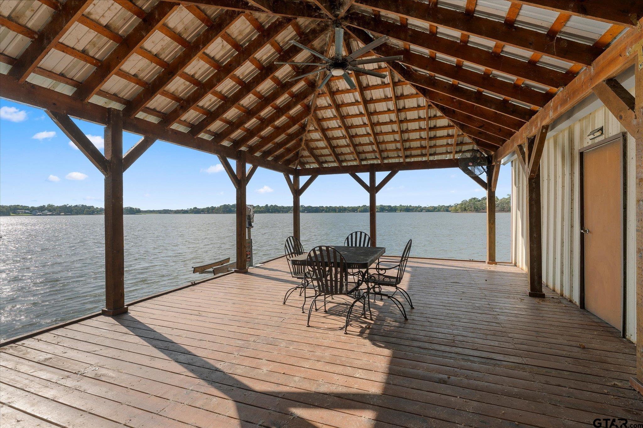 236 County Road 1422
