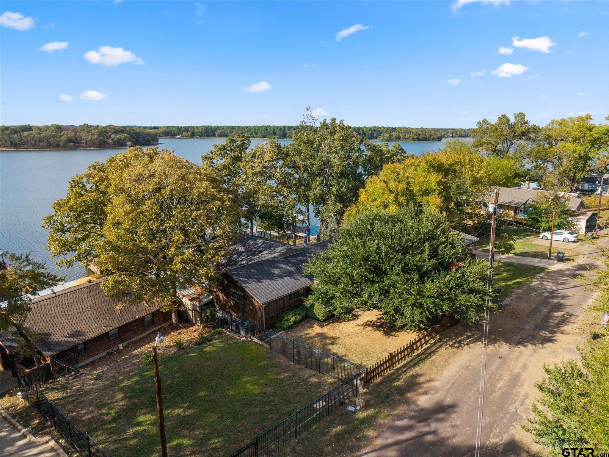 236 County Road 1422