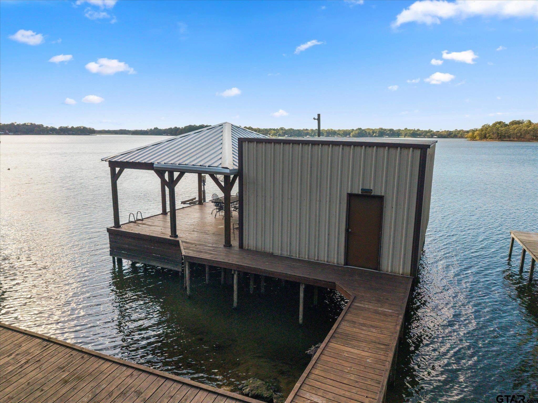 236 County Road 1422