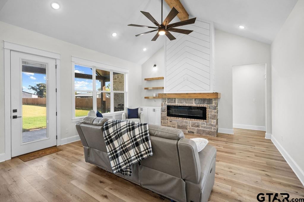 16139 E Eagle Lane